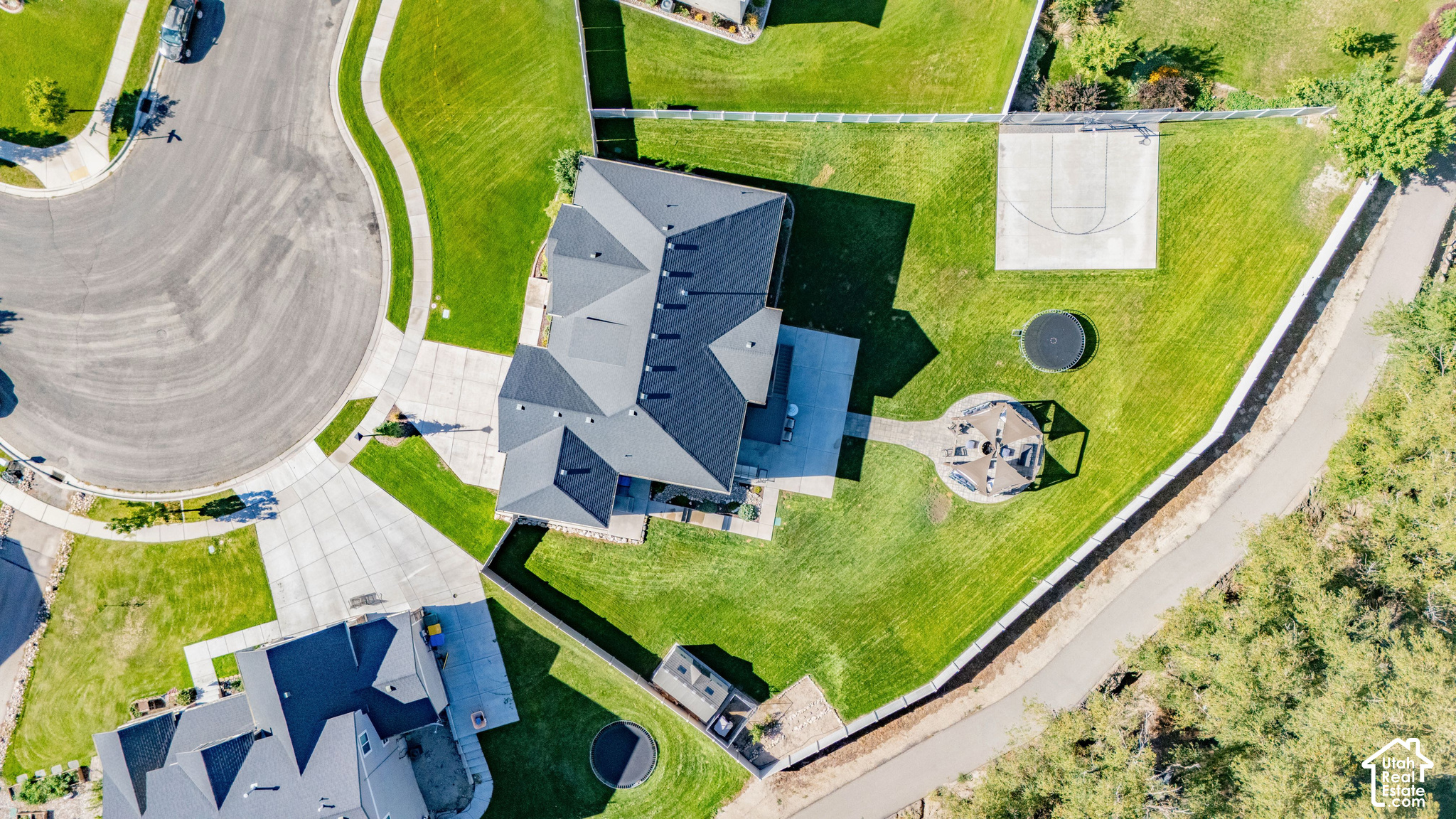 main property photo 53