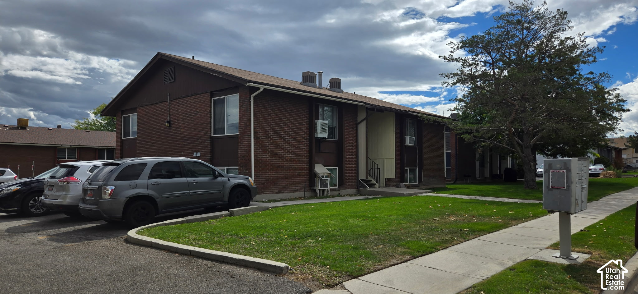 main property photo 13