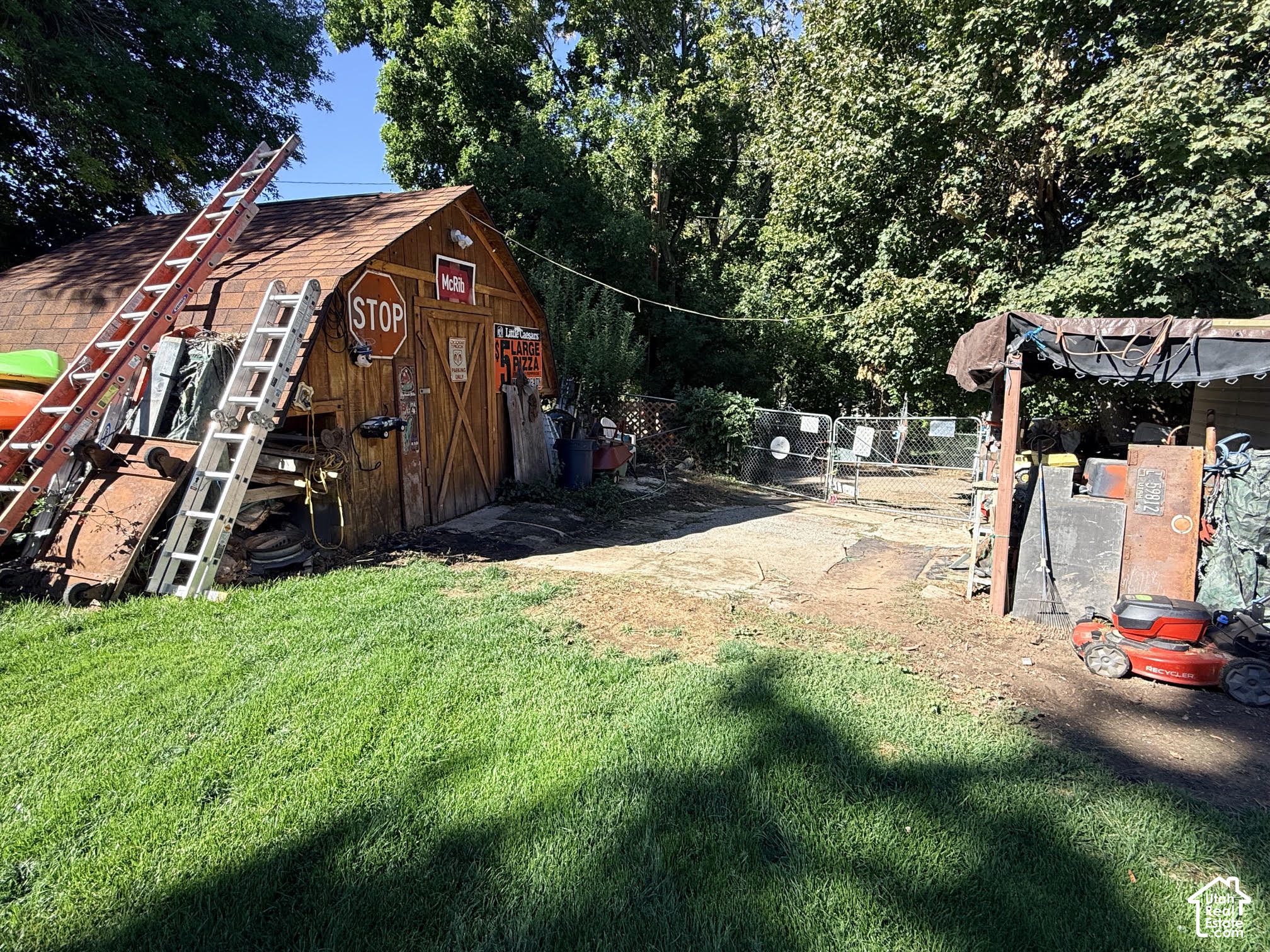 main property photo 20