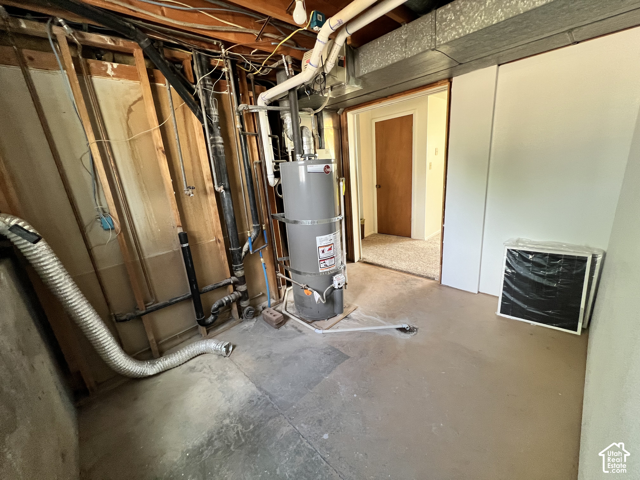 main property photo 17