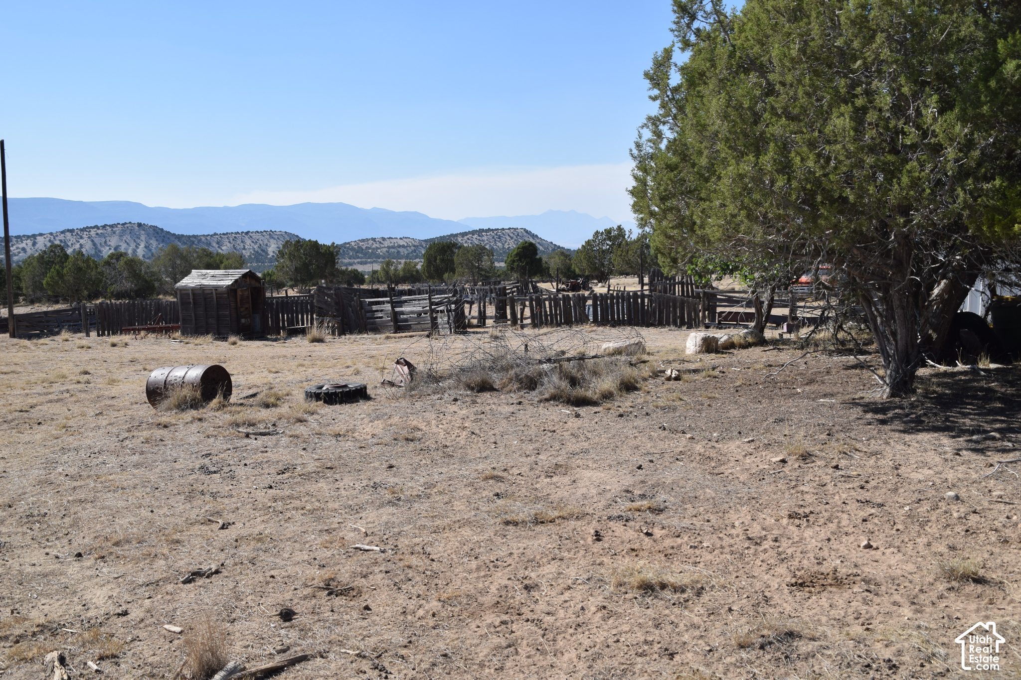 main property photo 35