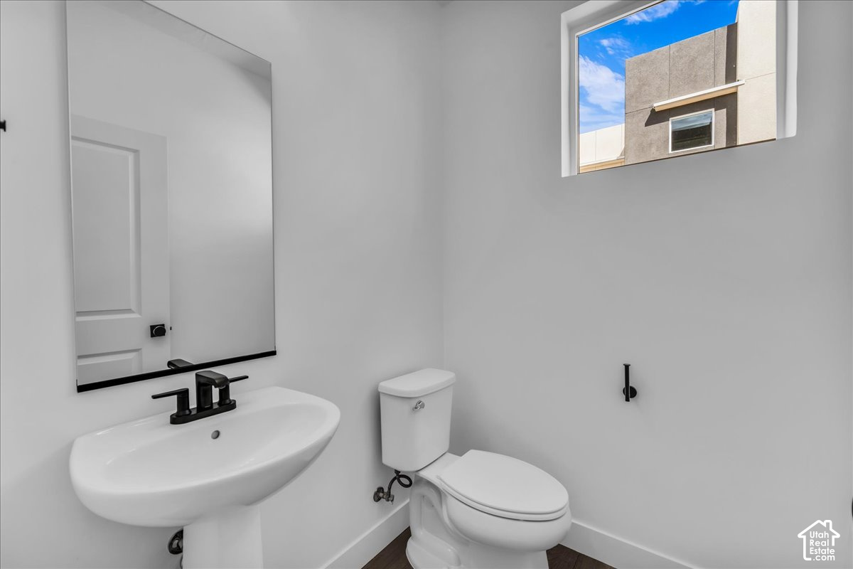 main property photo 15