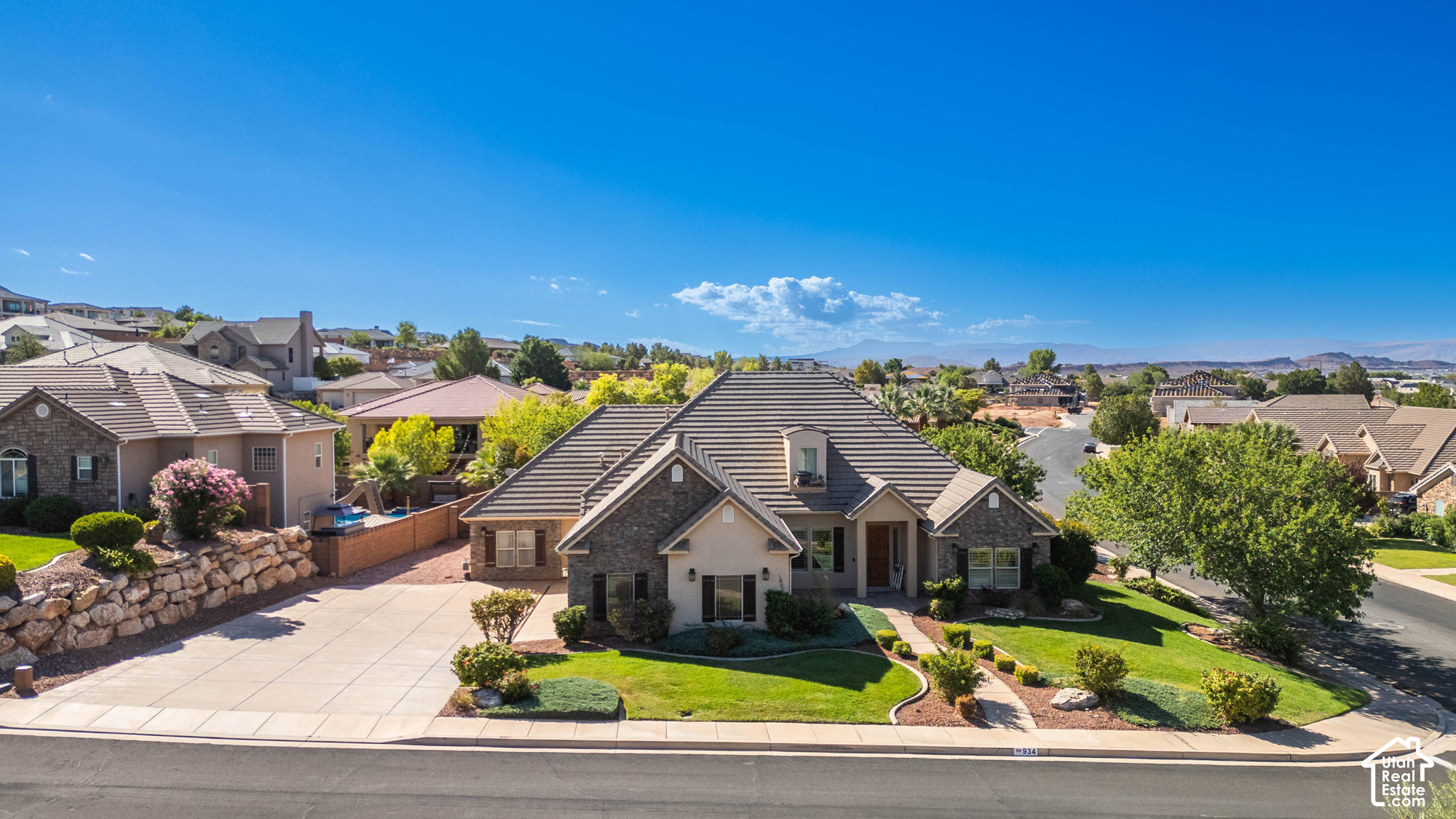 main property photo 70