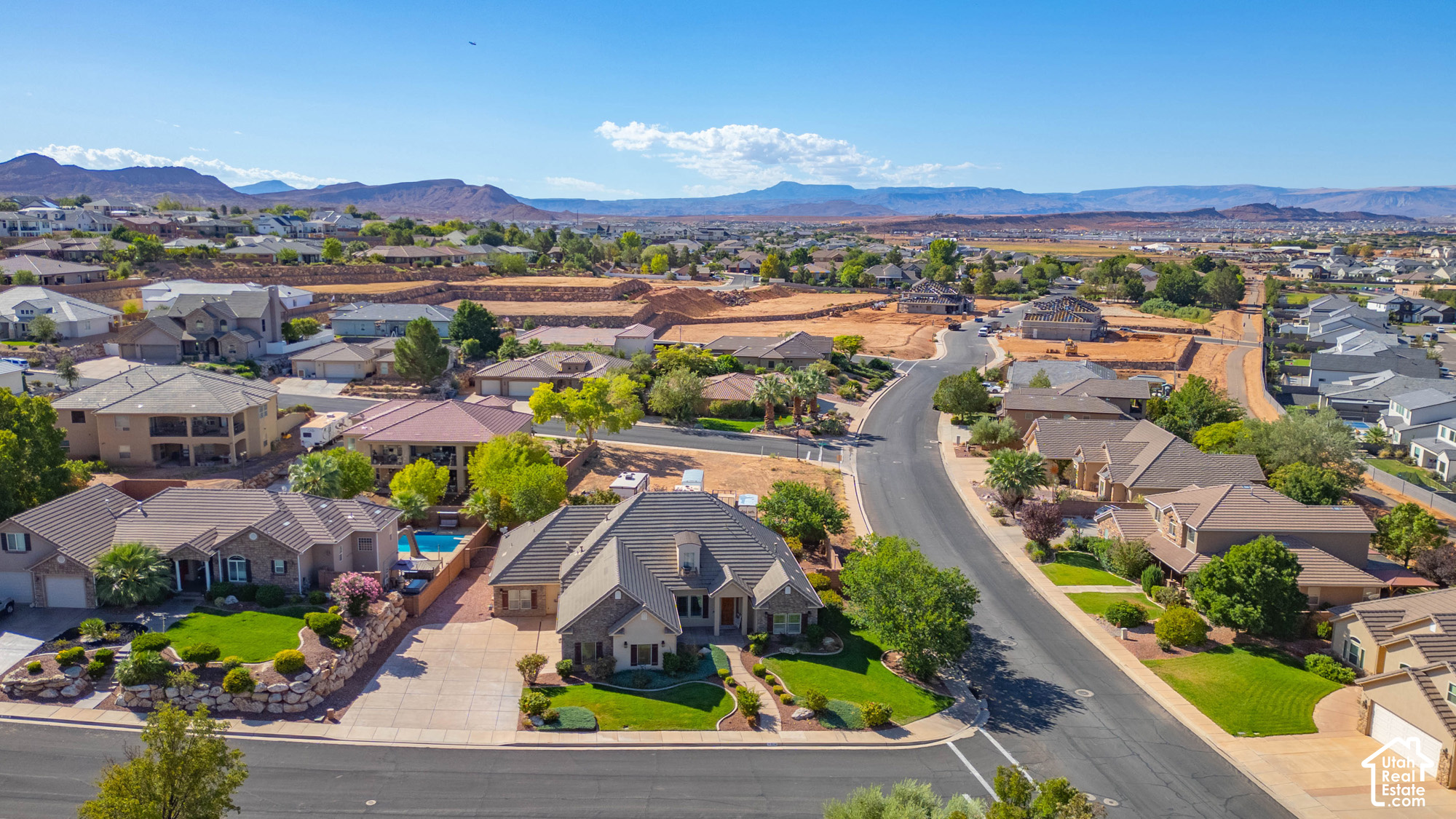 main property photo 74