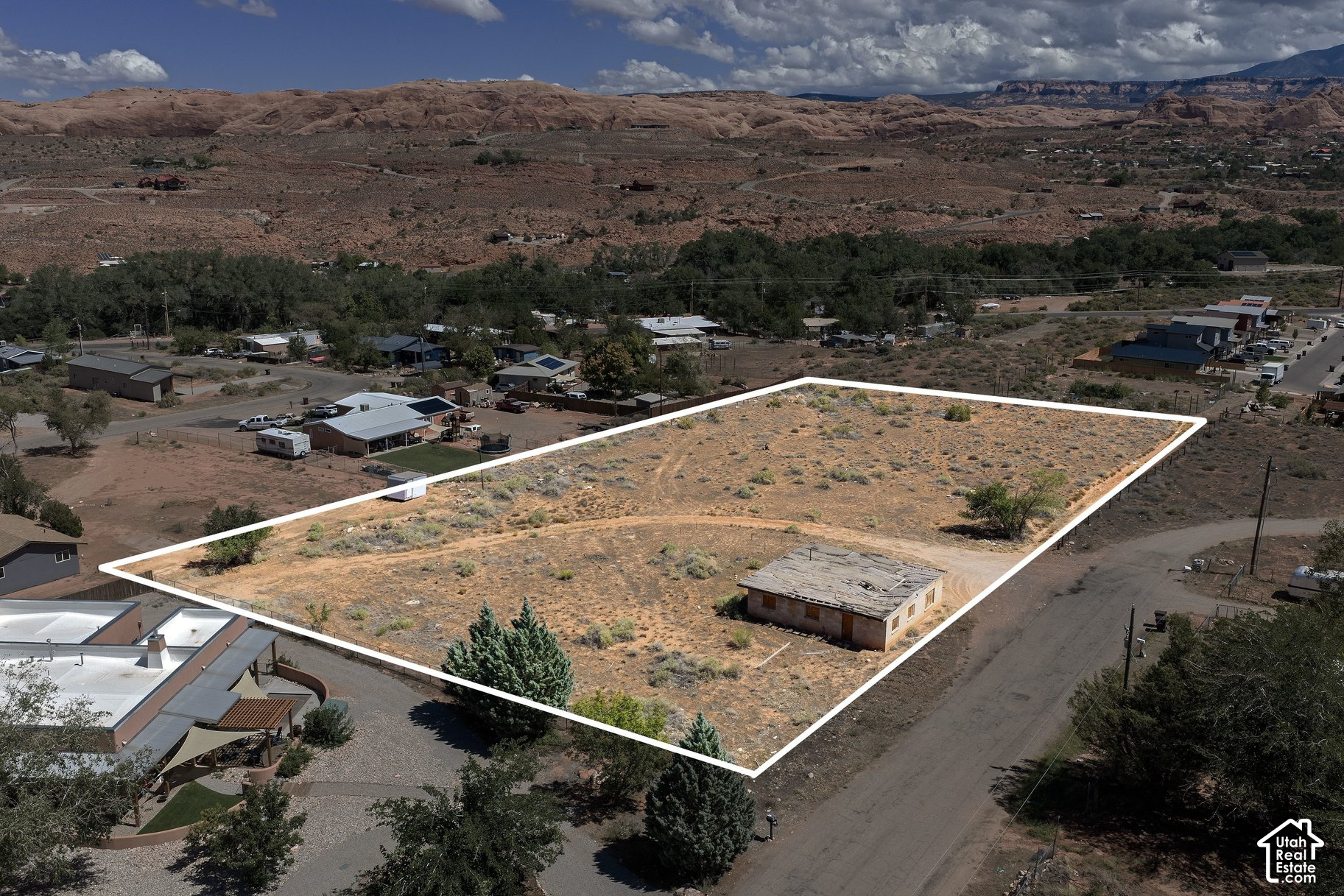 main property photo 2