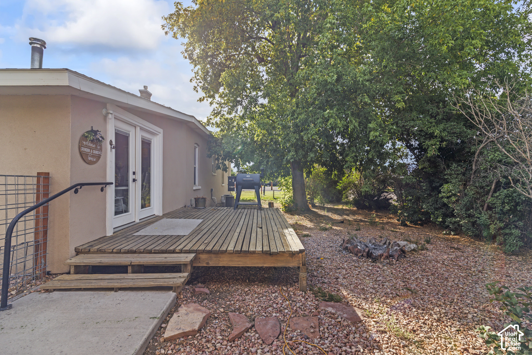 main property photo 14