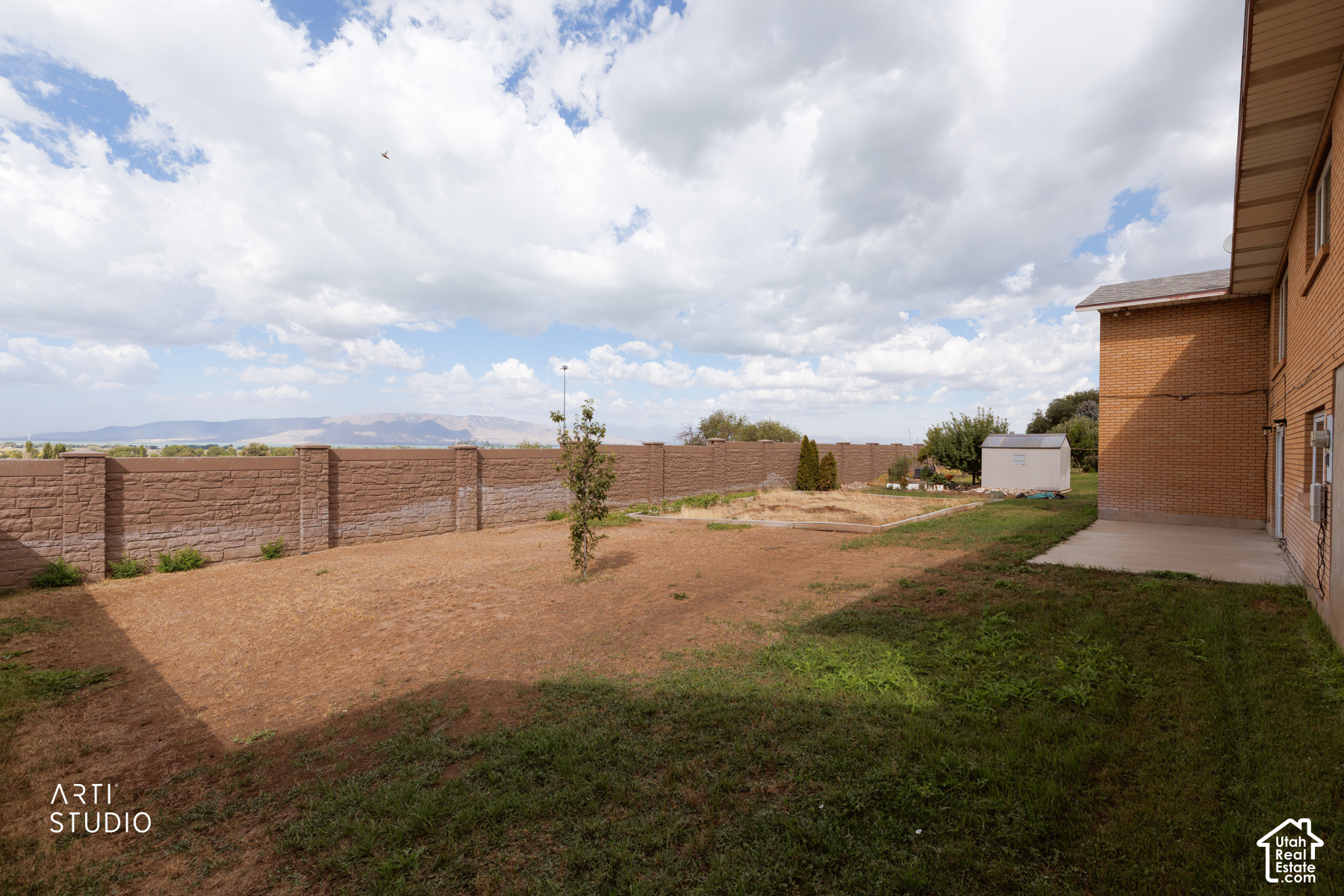 main property photo 26