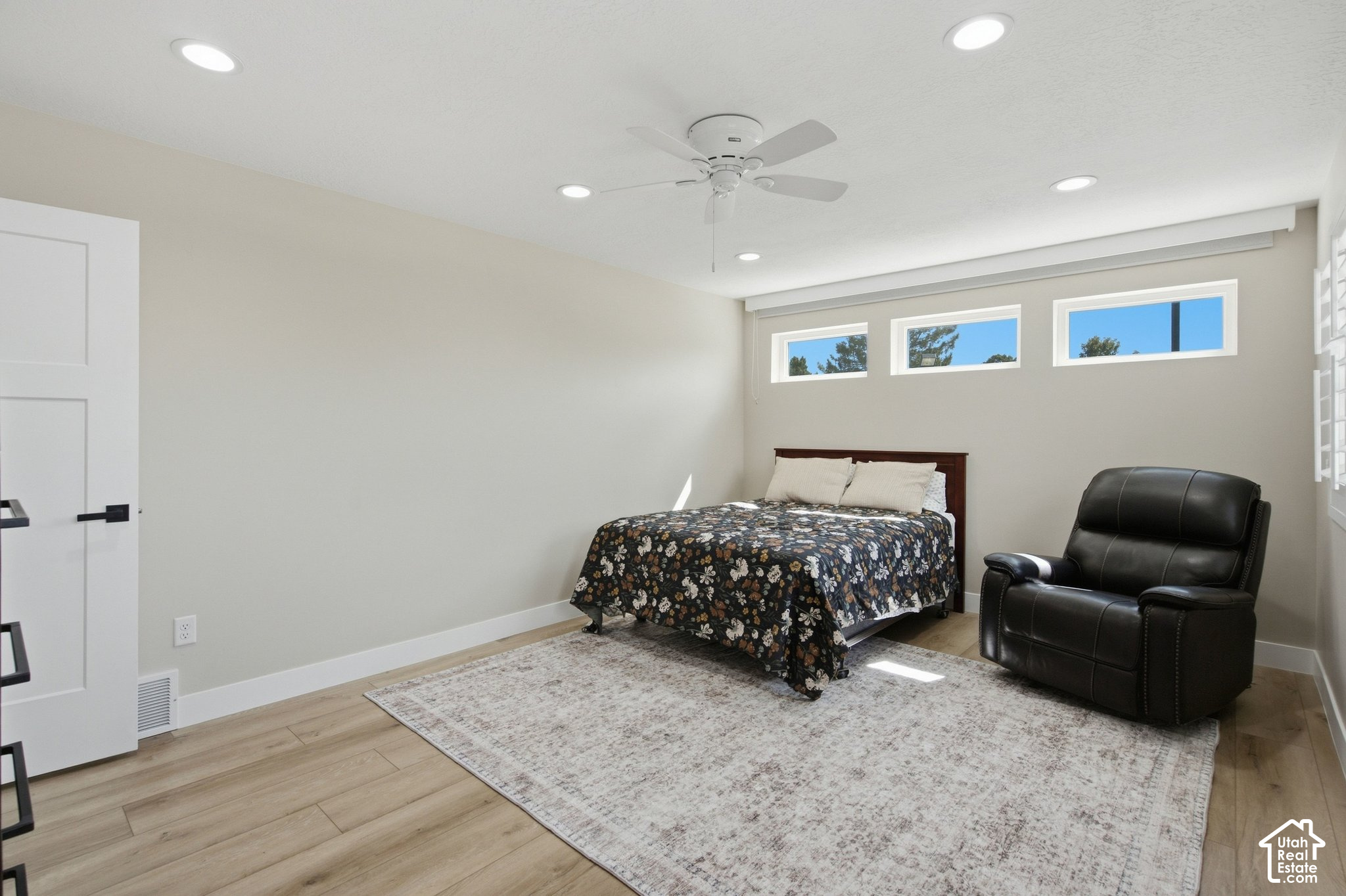 main property photo 61