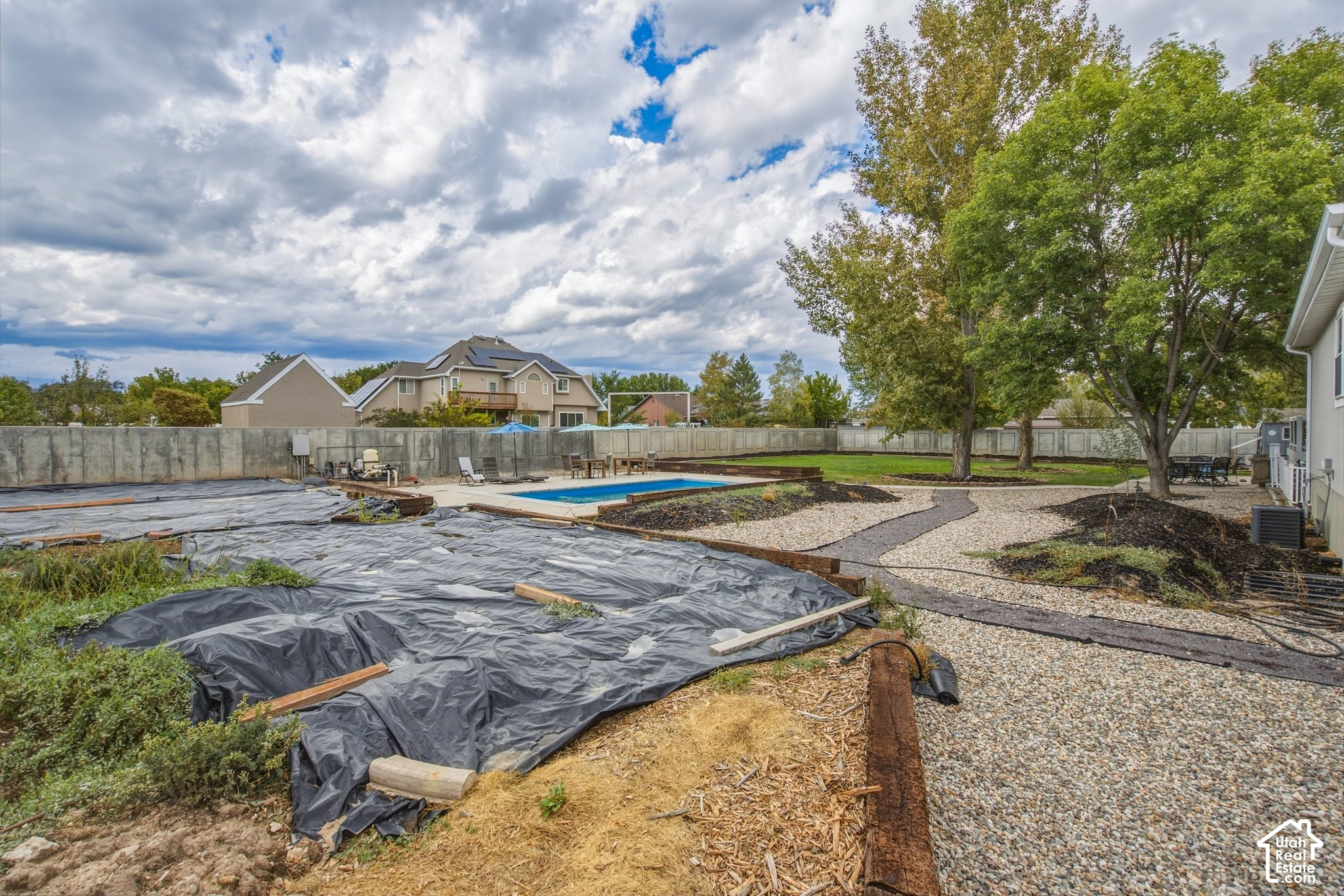 main property photo 80