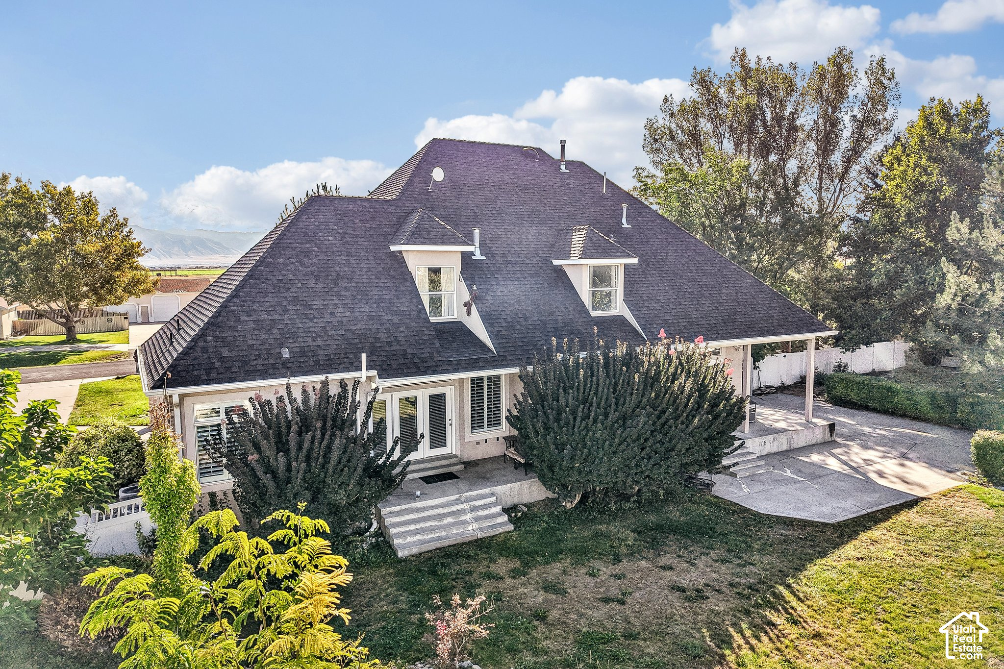 main property photo 70
