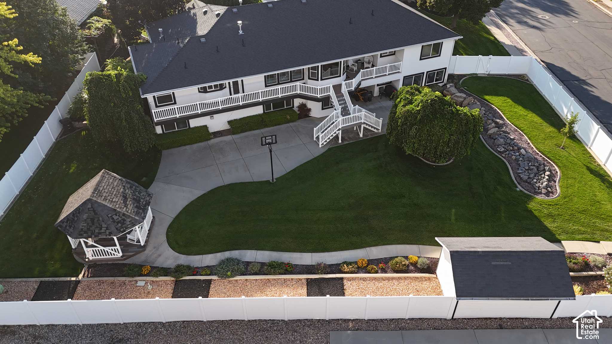 main property photo 87
