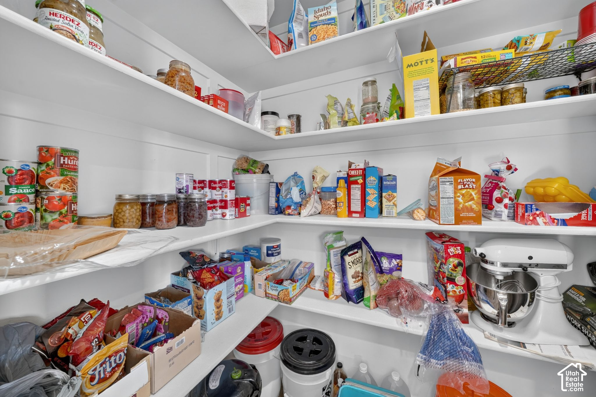 main property photo 20