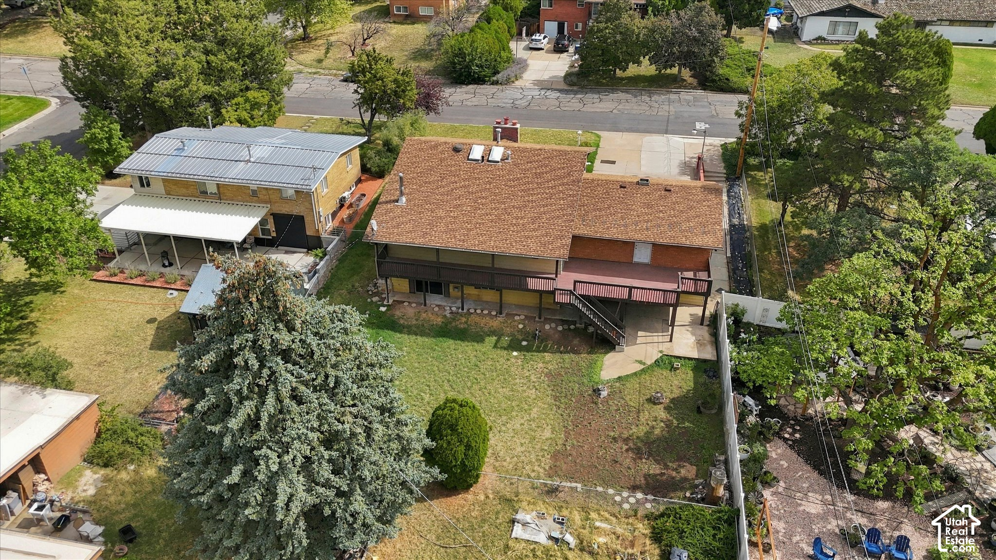 main property photo 24