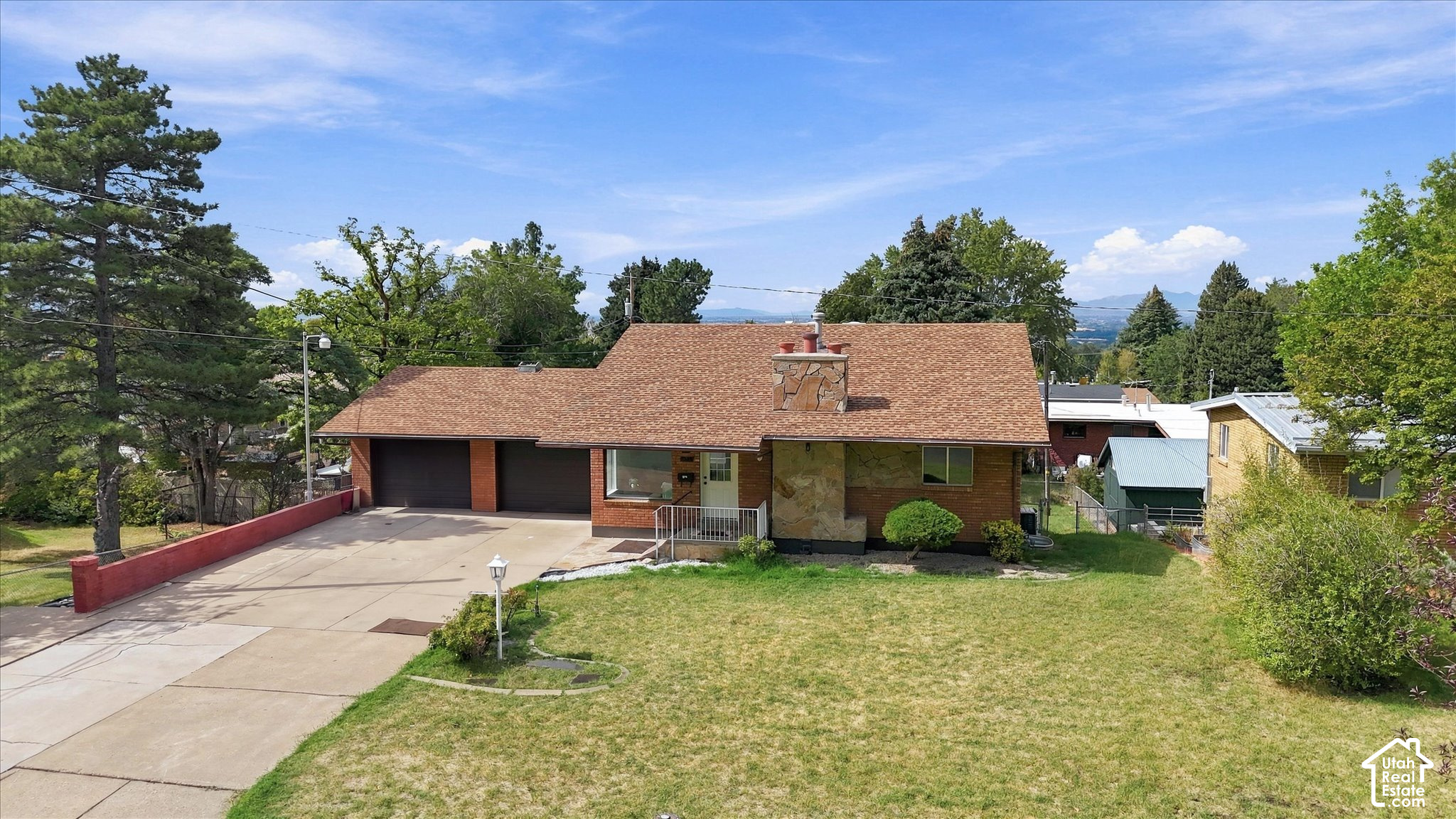 main property photo 34