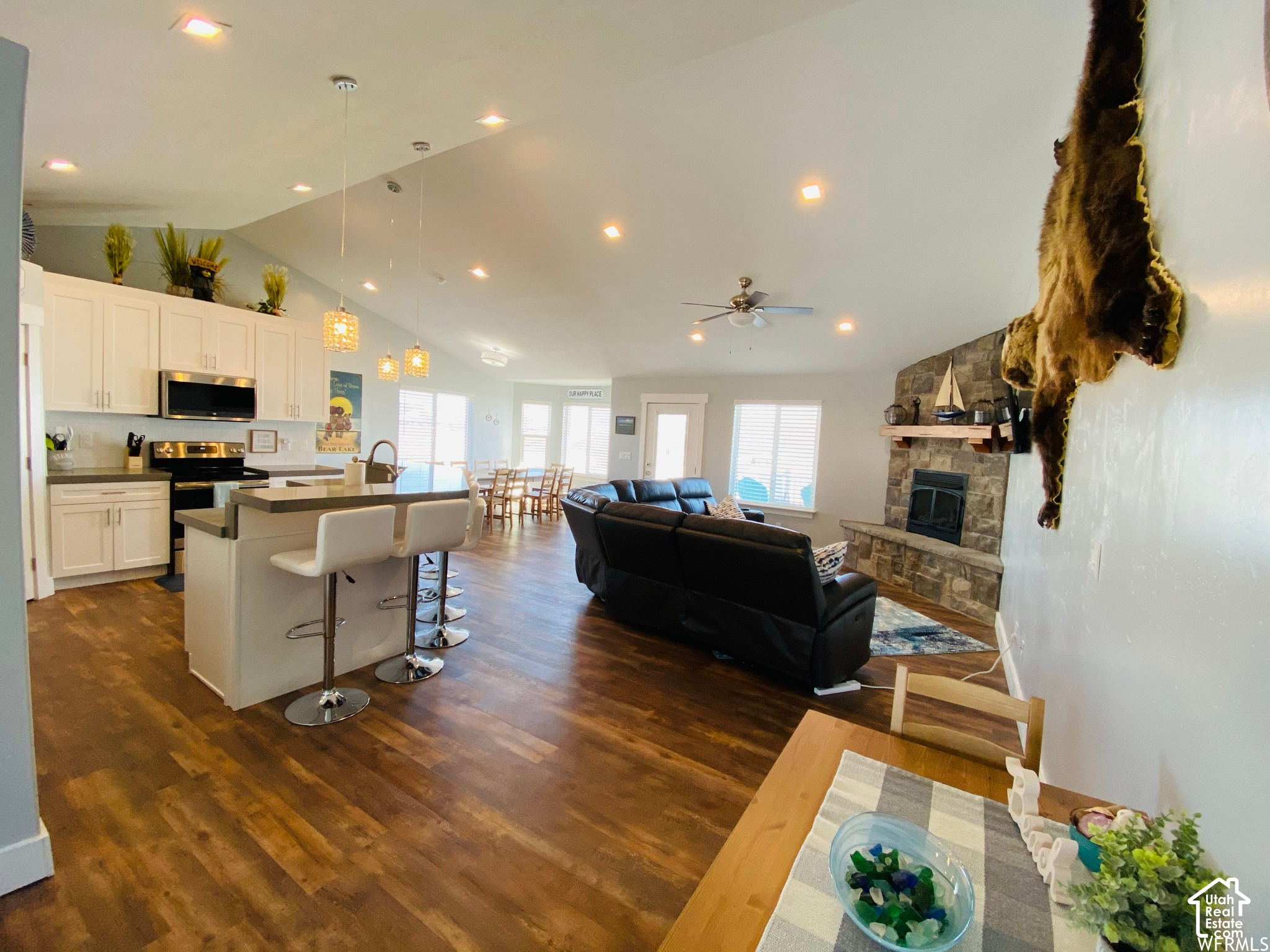 property viewer photo 30
