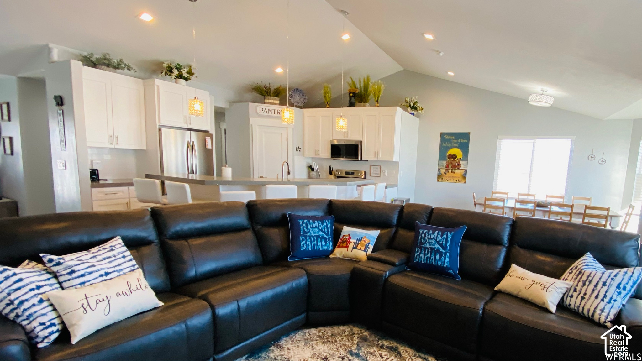 property viewer photo 31