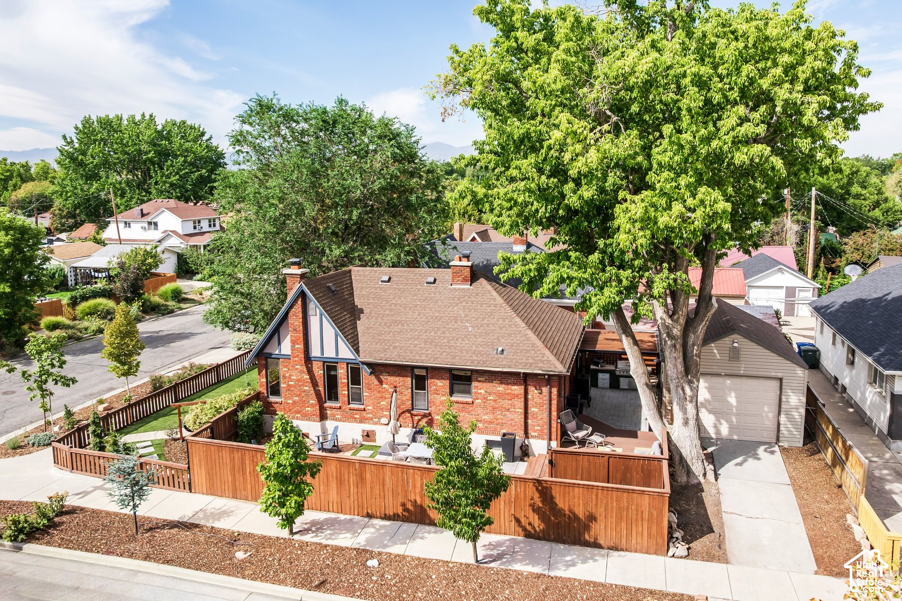 main property photo 49