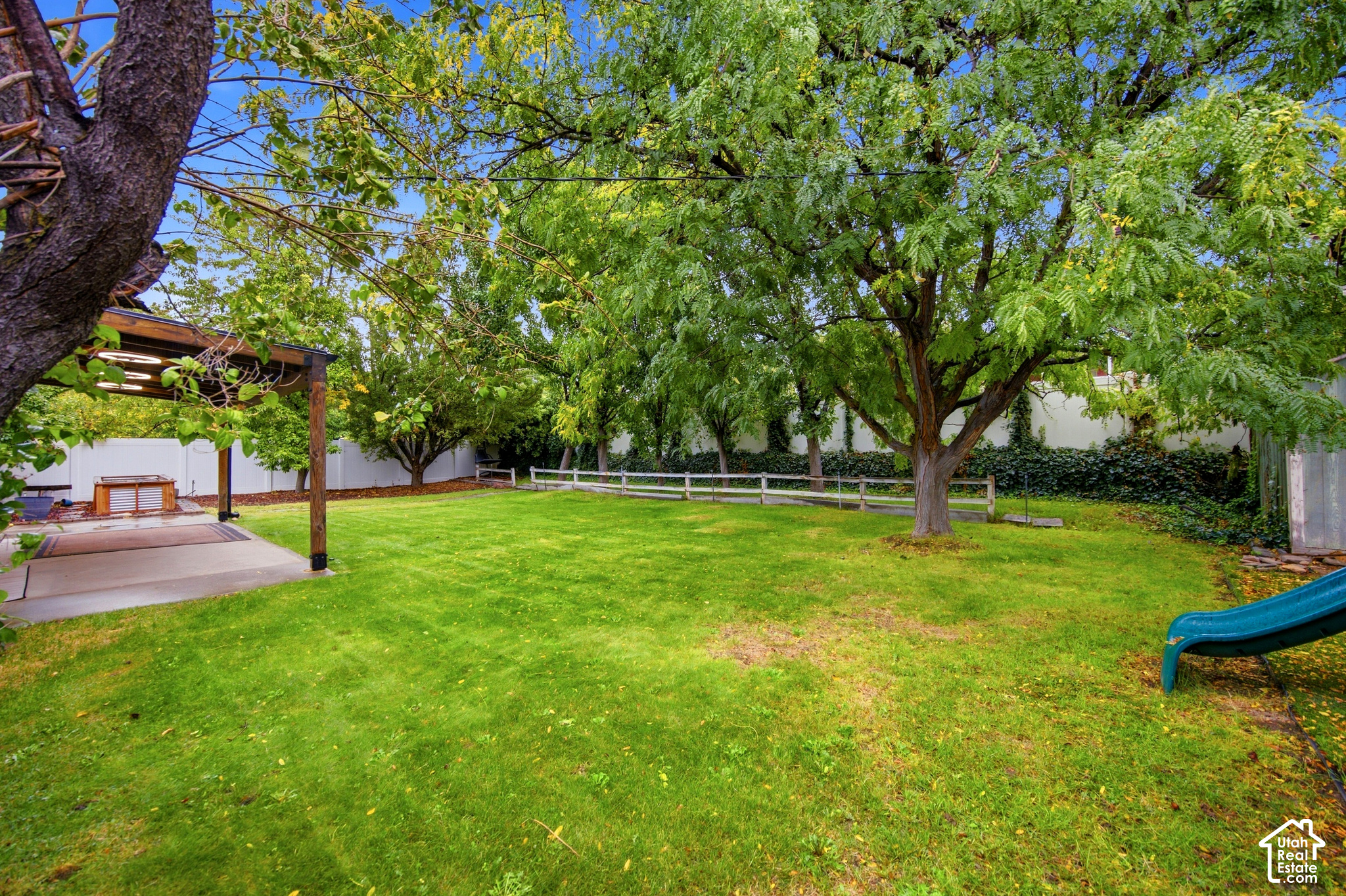 main property photo 43
