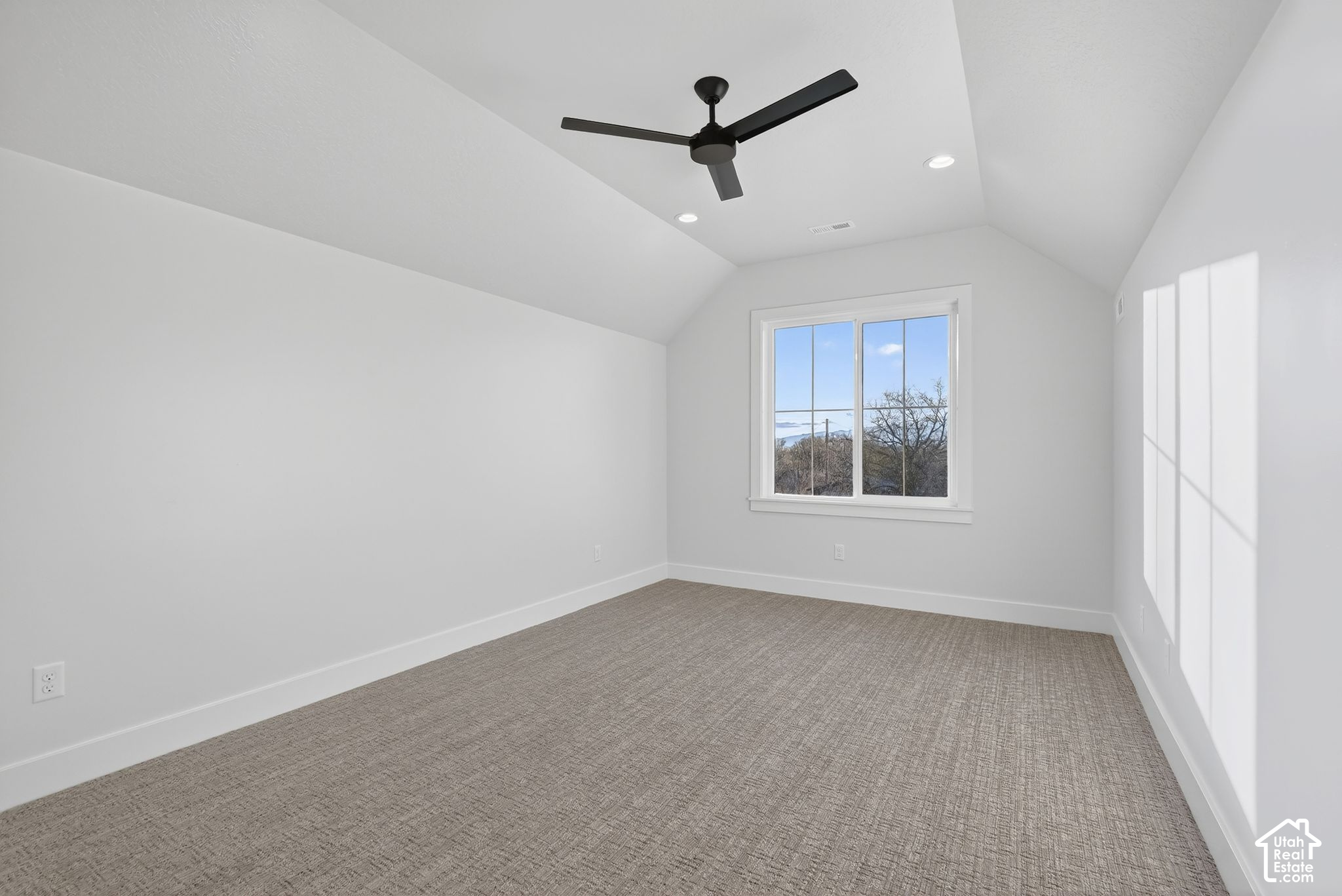 main property photo 75