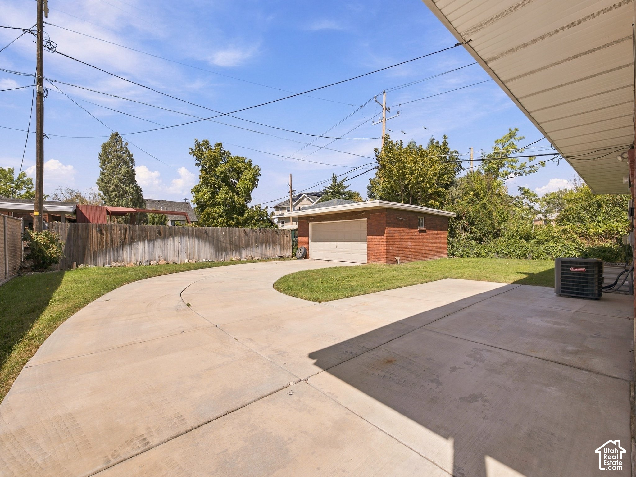 main property photo 21