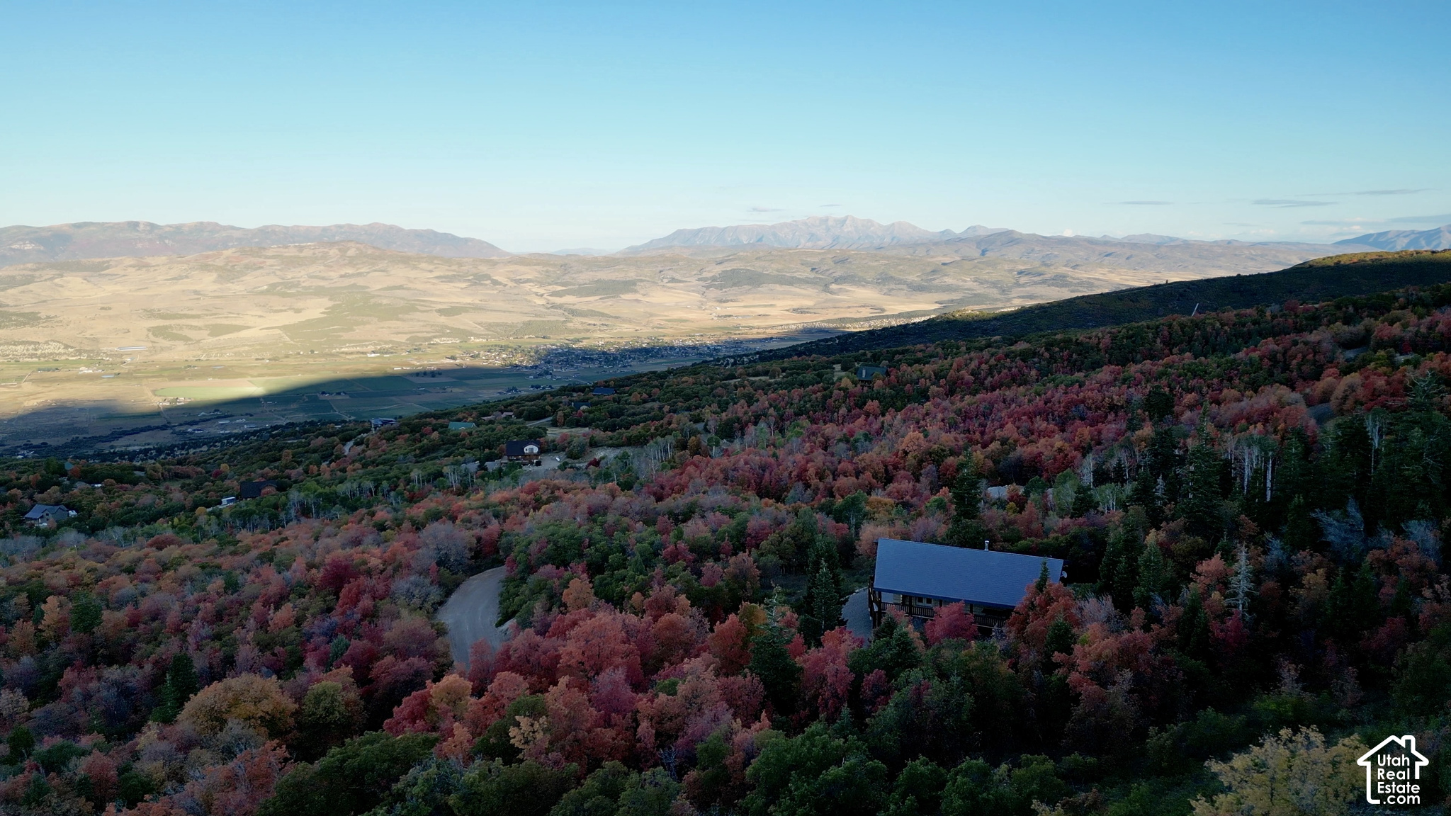 main property photo 8