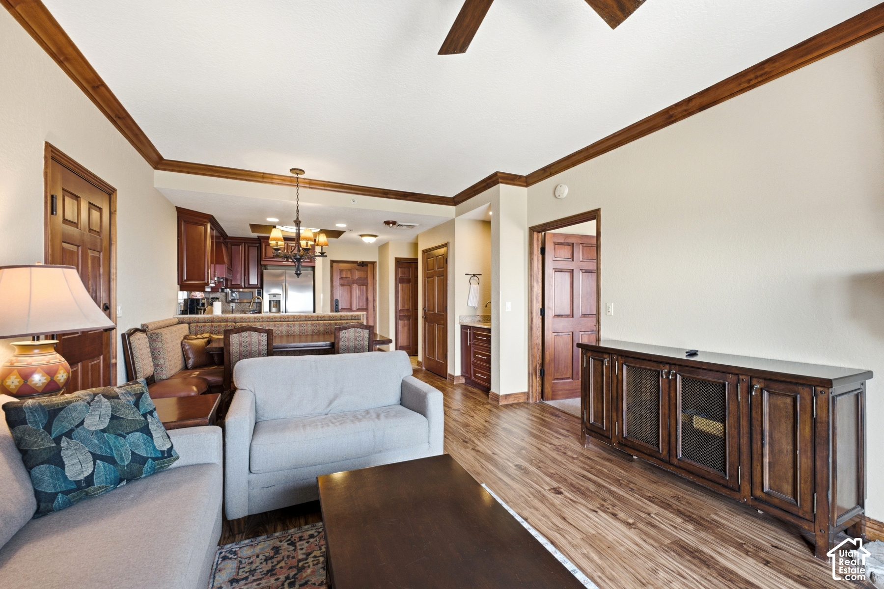 property viewer photo 11