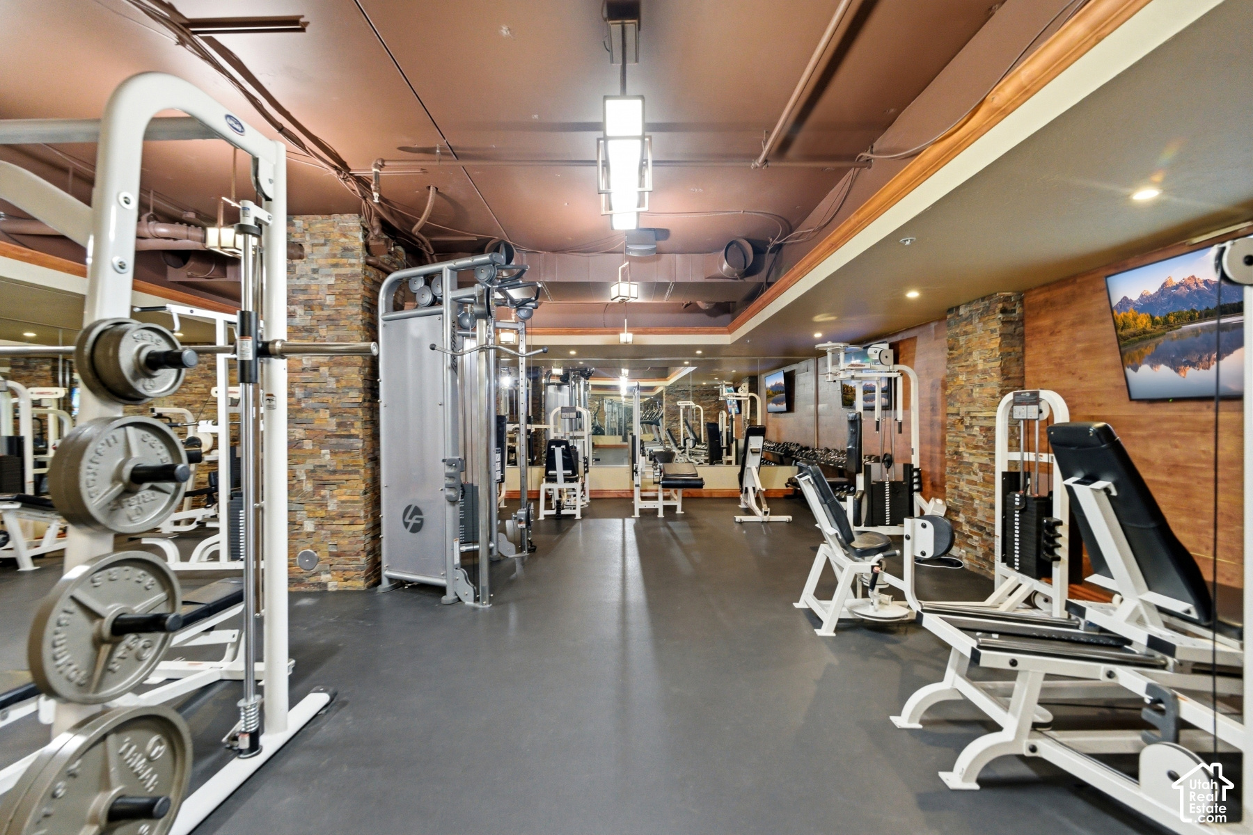 property viewer photo 37