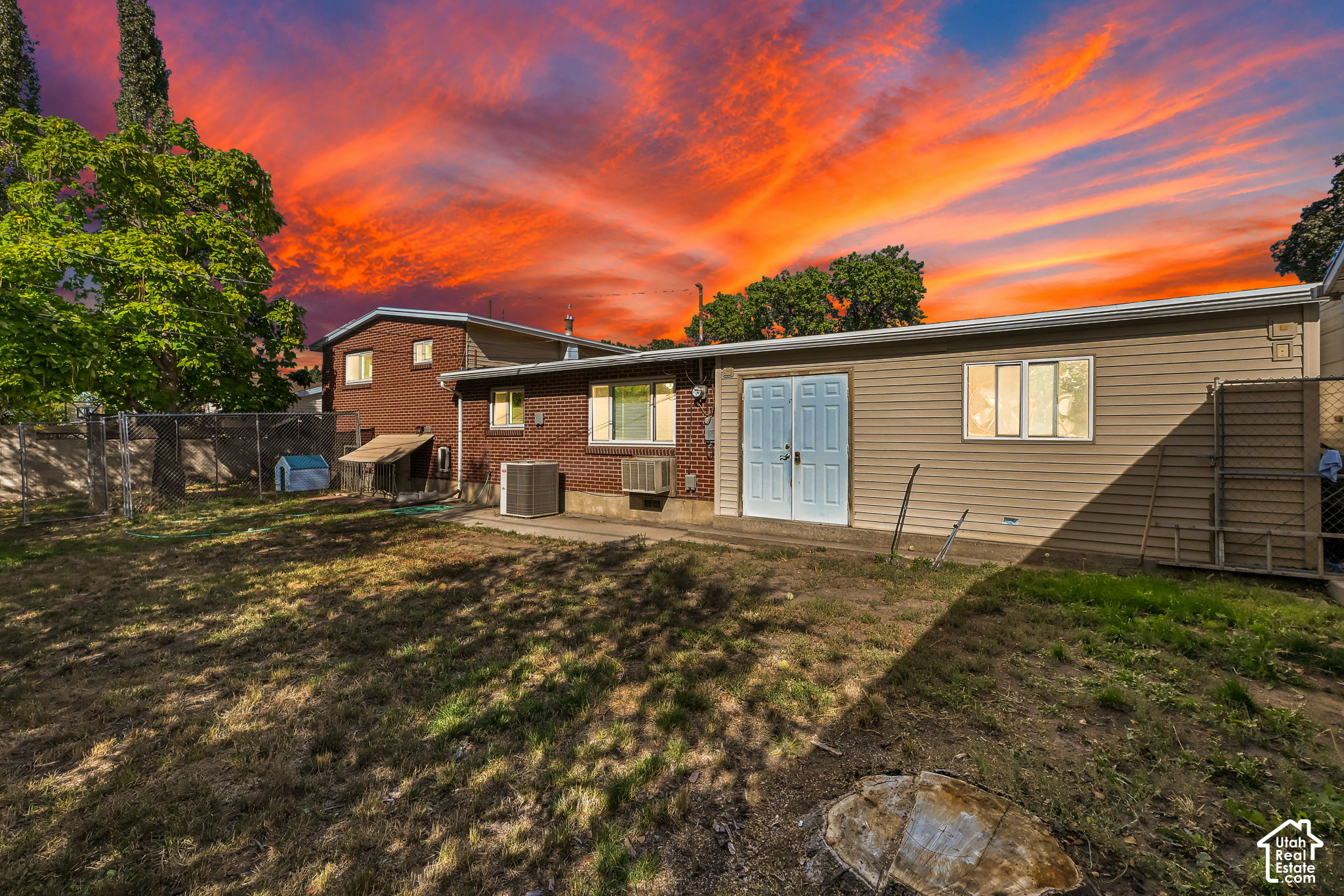 main property photo 17