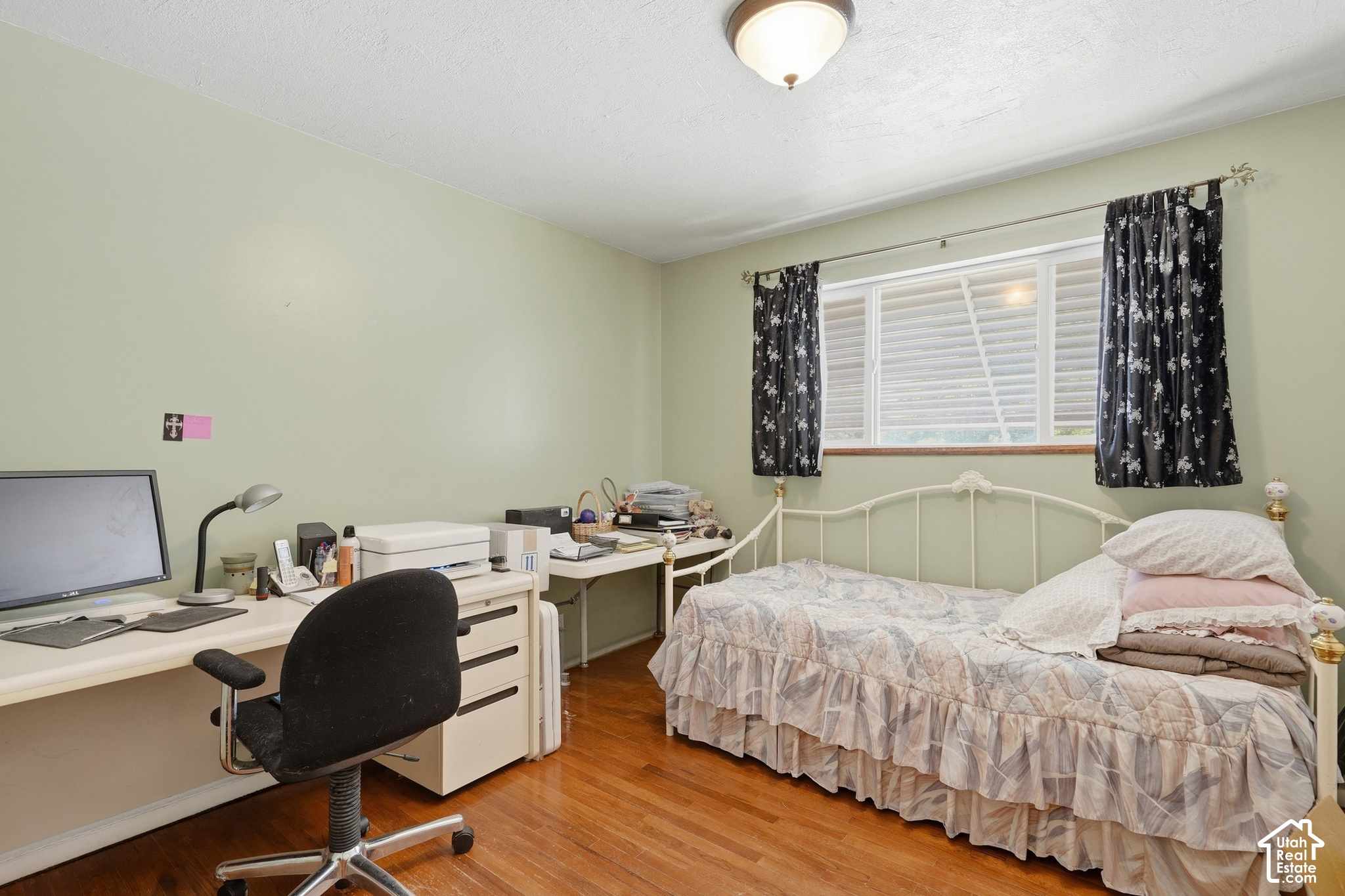 main property photo 14