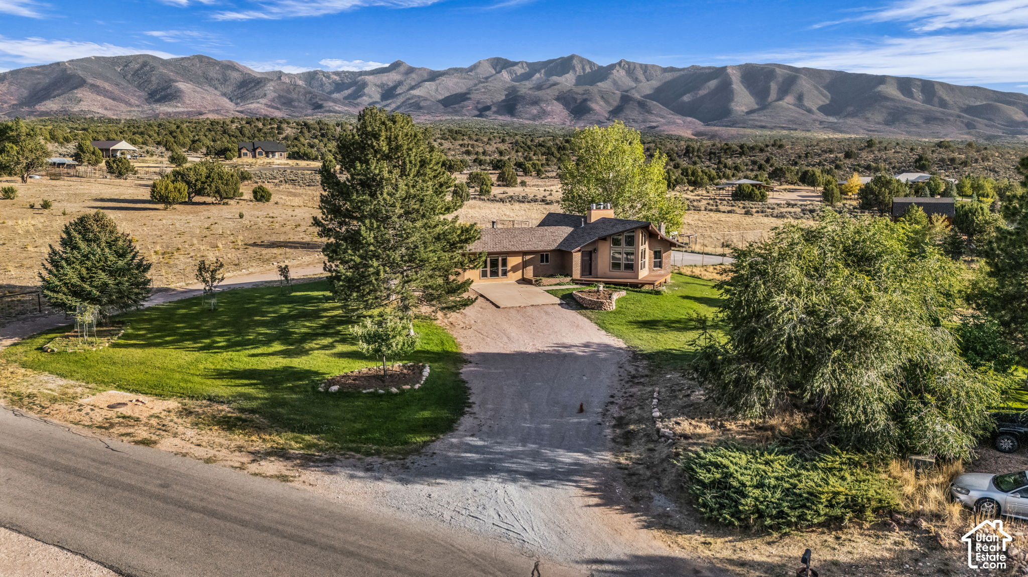 main property photo 37