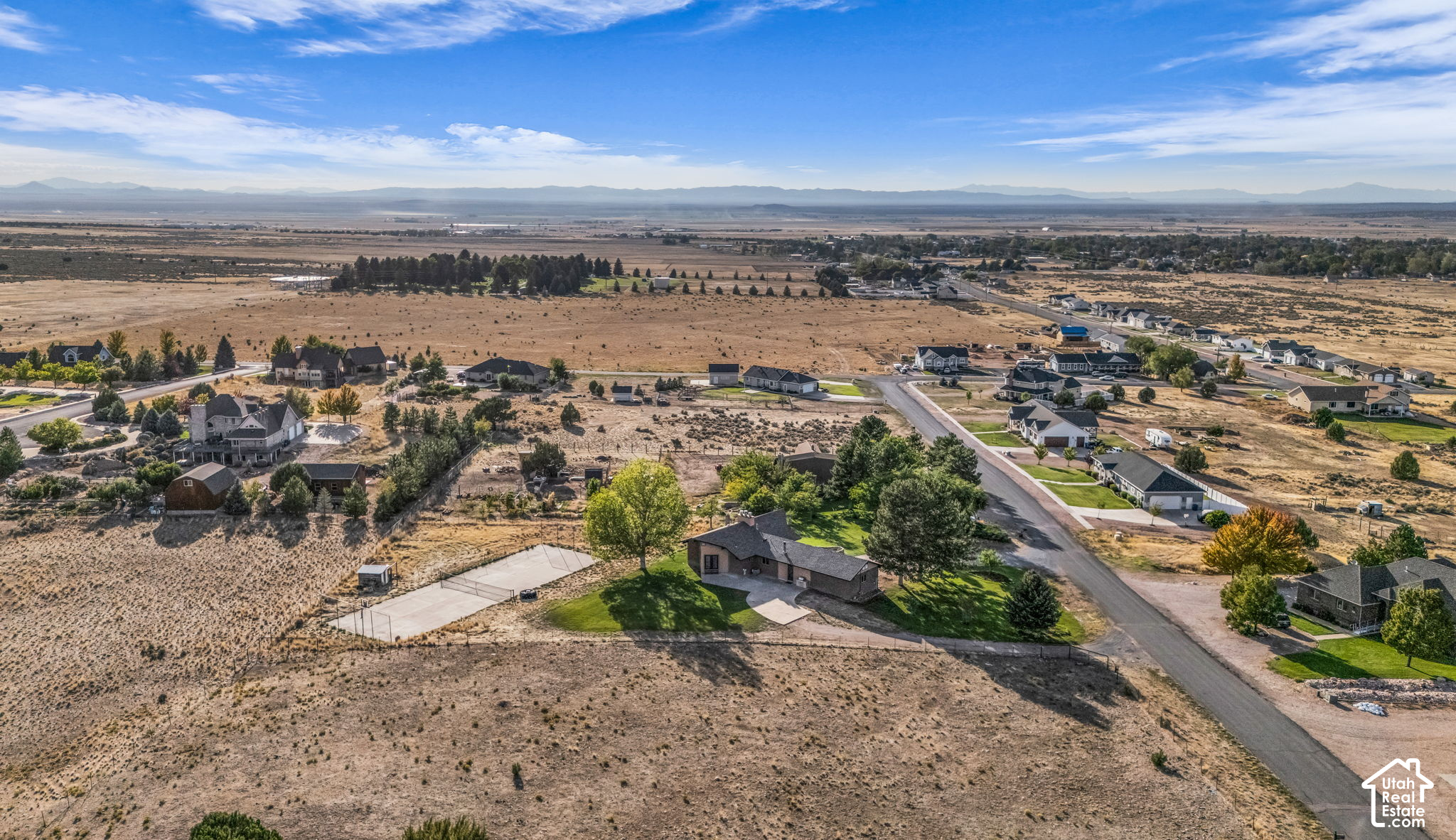 main property photo 41