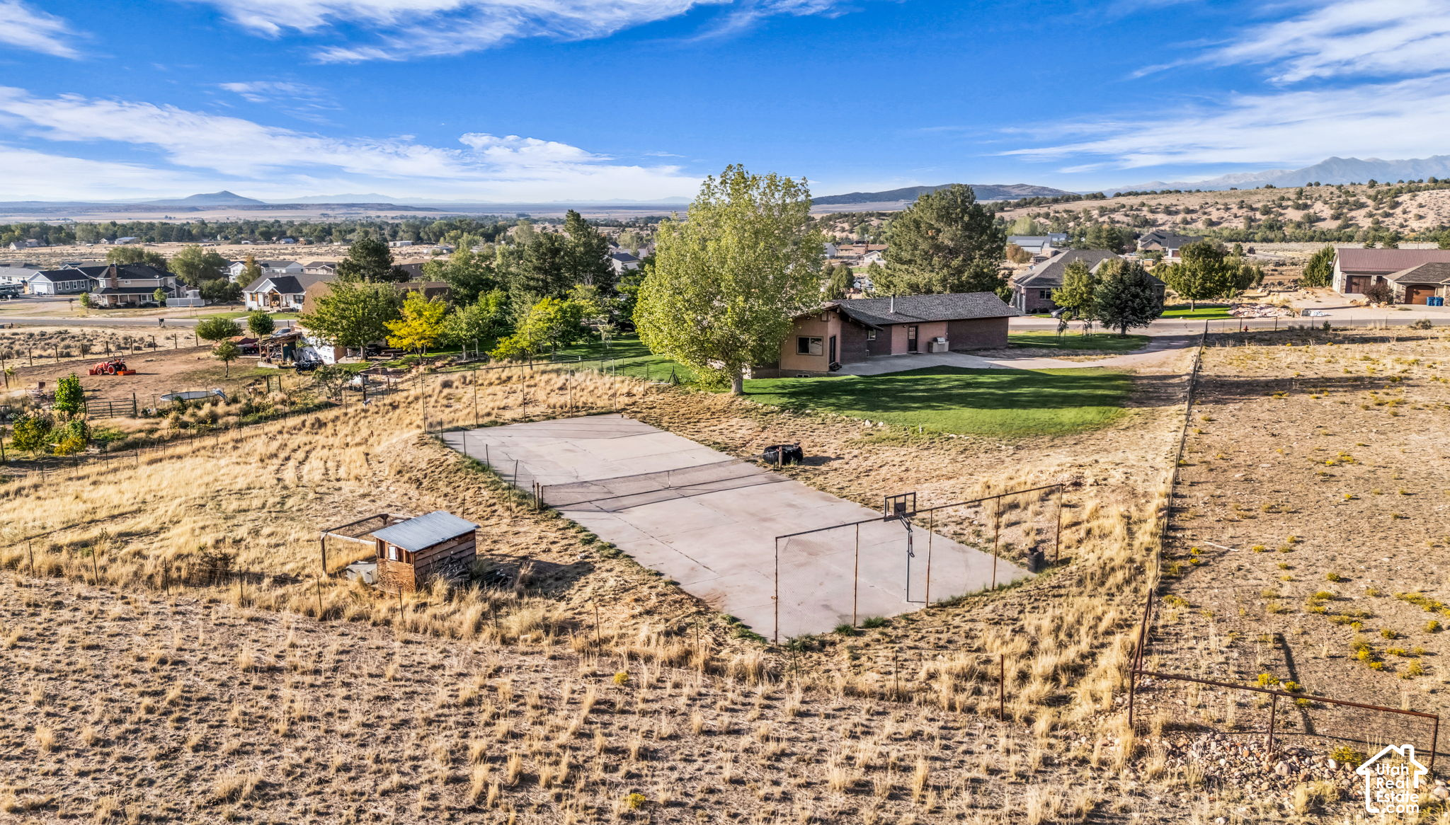 main property photo 45