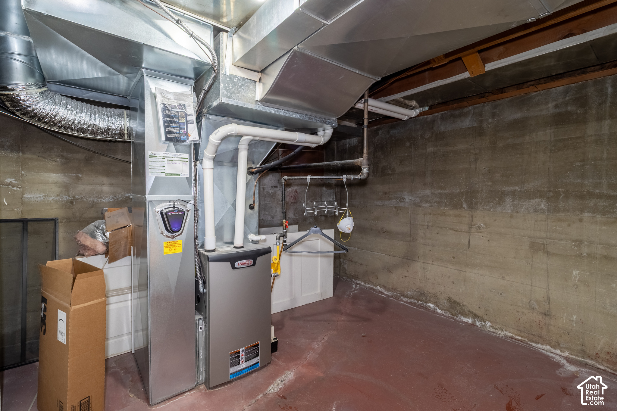 main property photo 11