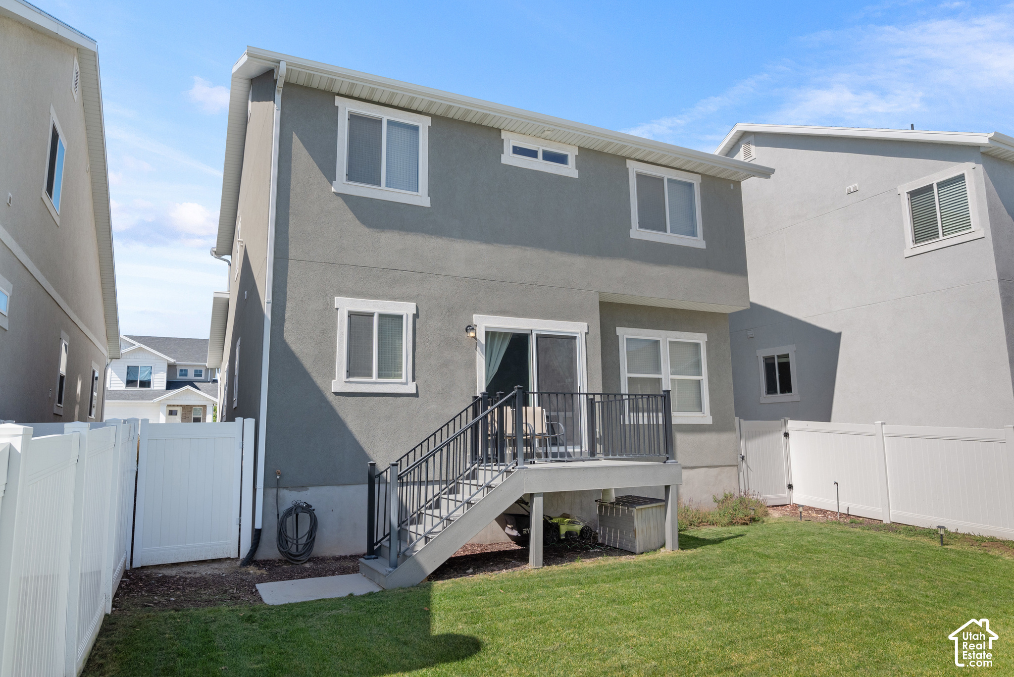 main property photo 24