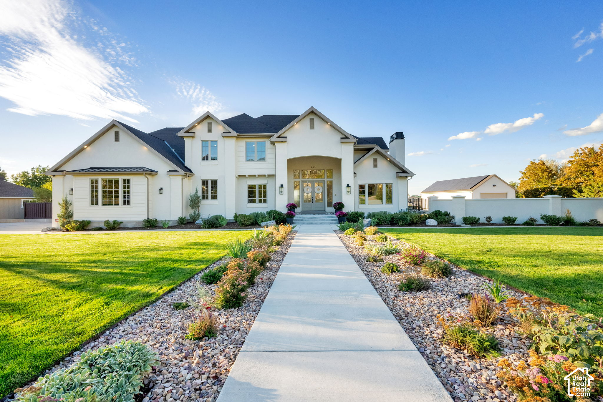 main property photo 0