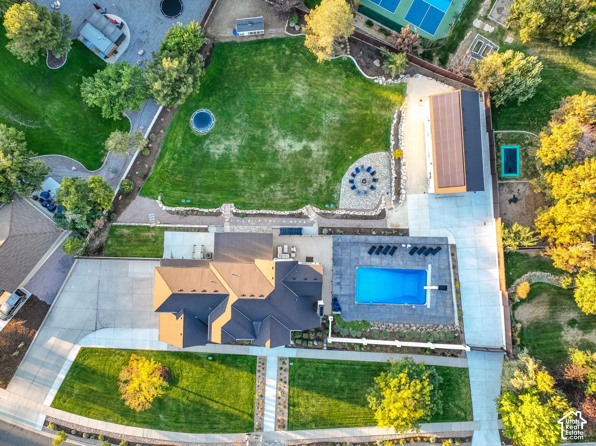 main property photo 110