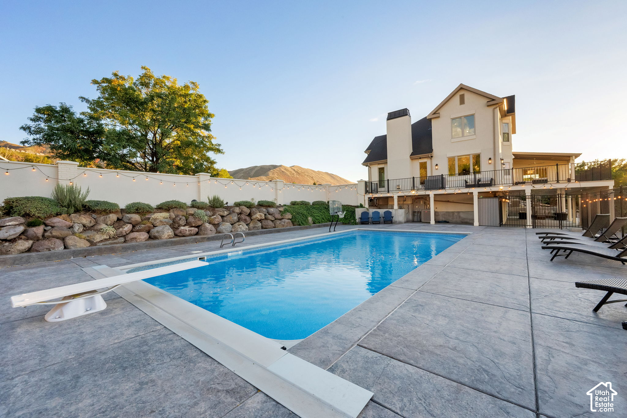 main property photo 77