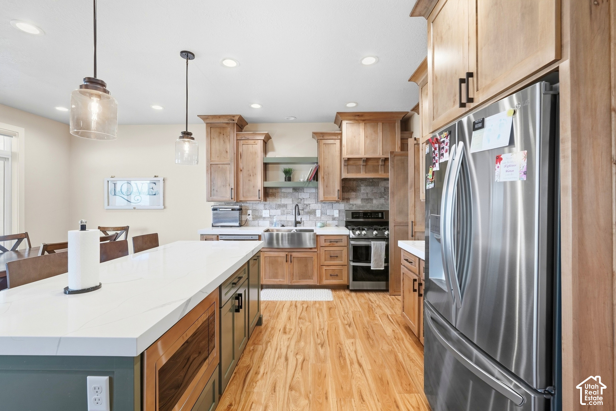 main property photo 12