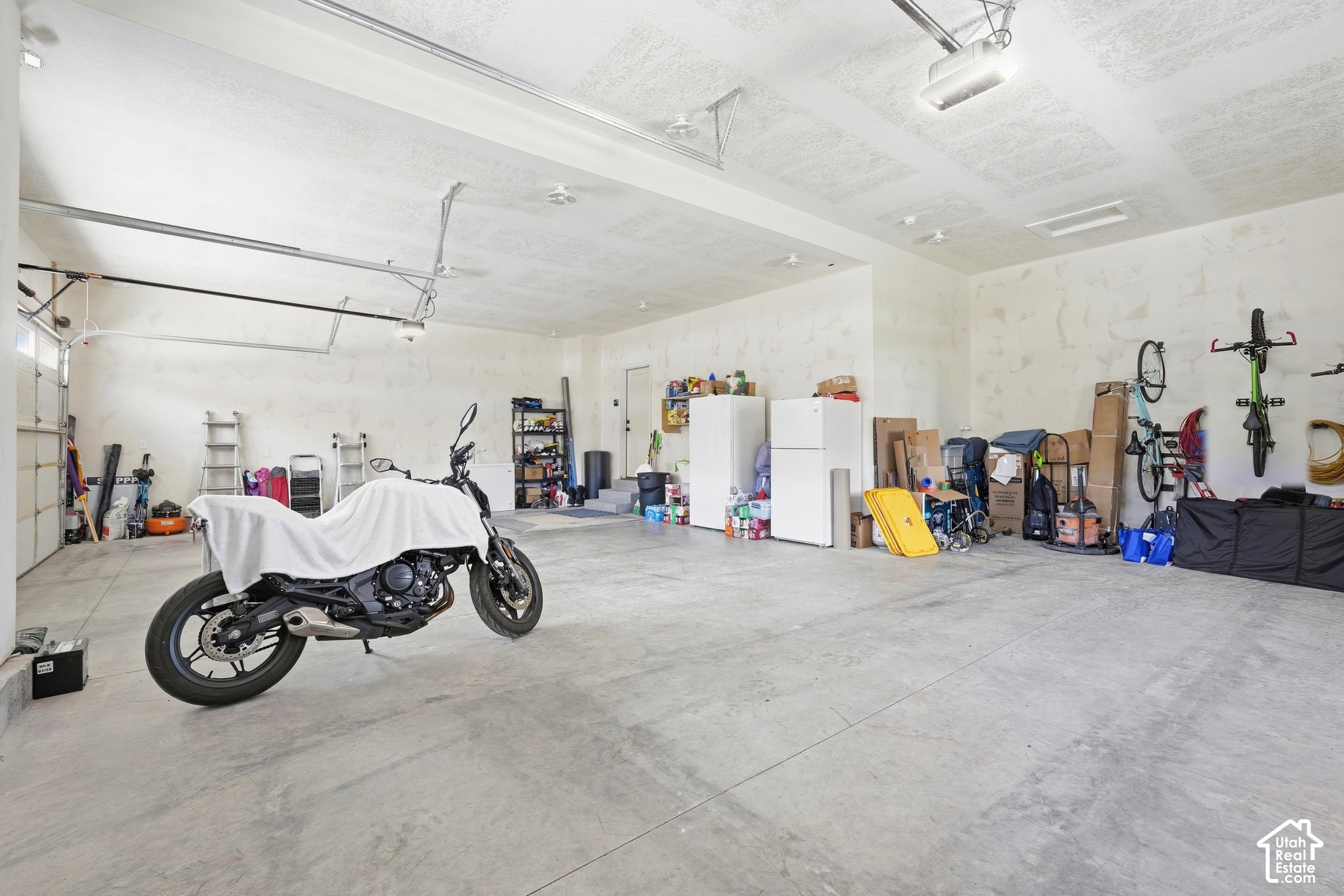 main property photo 60