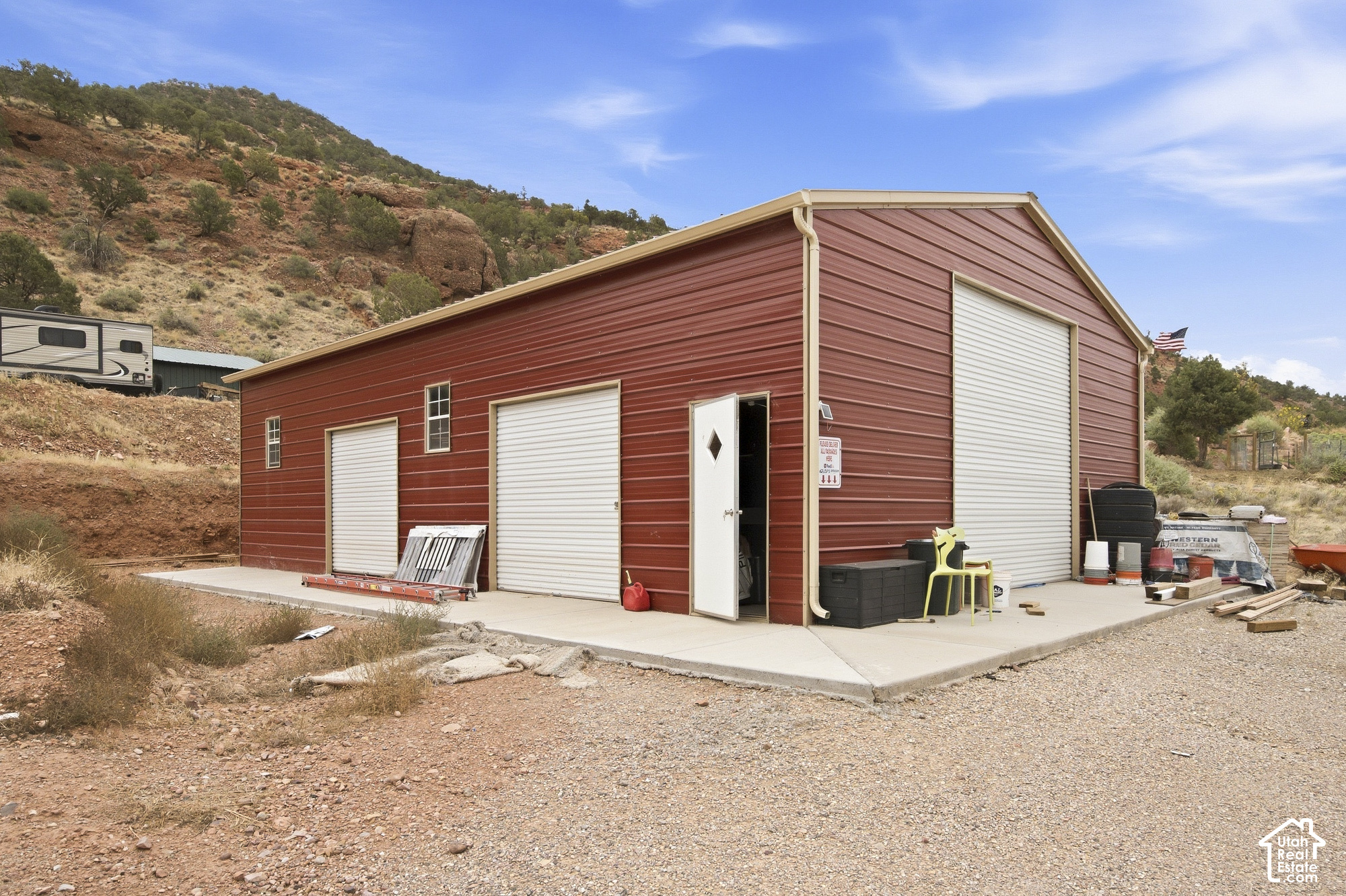 main property photo 43