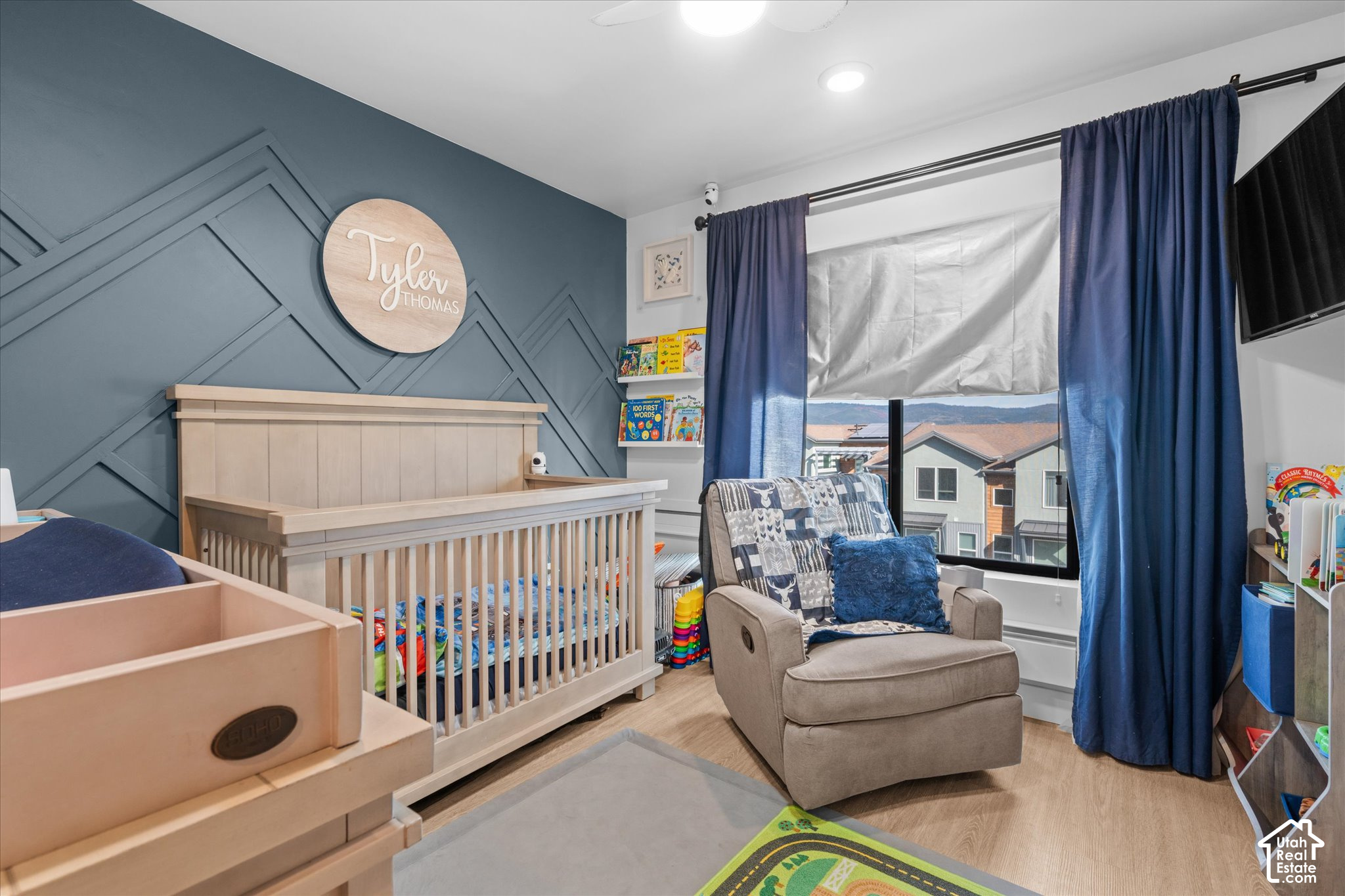 main property photo 20