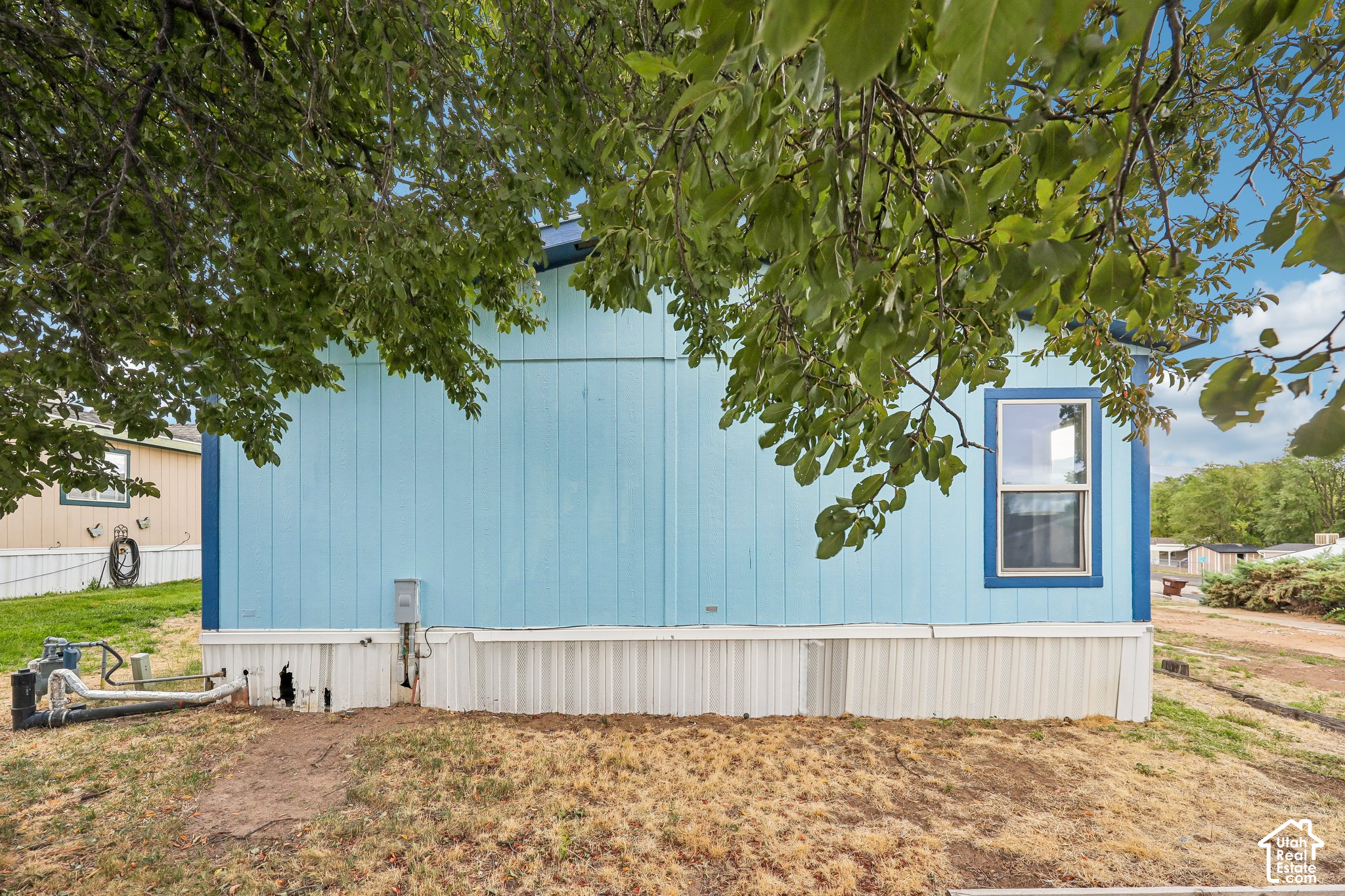 main property photo 25
