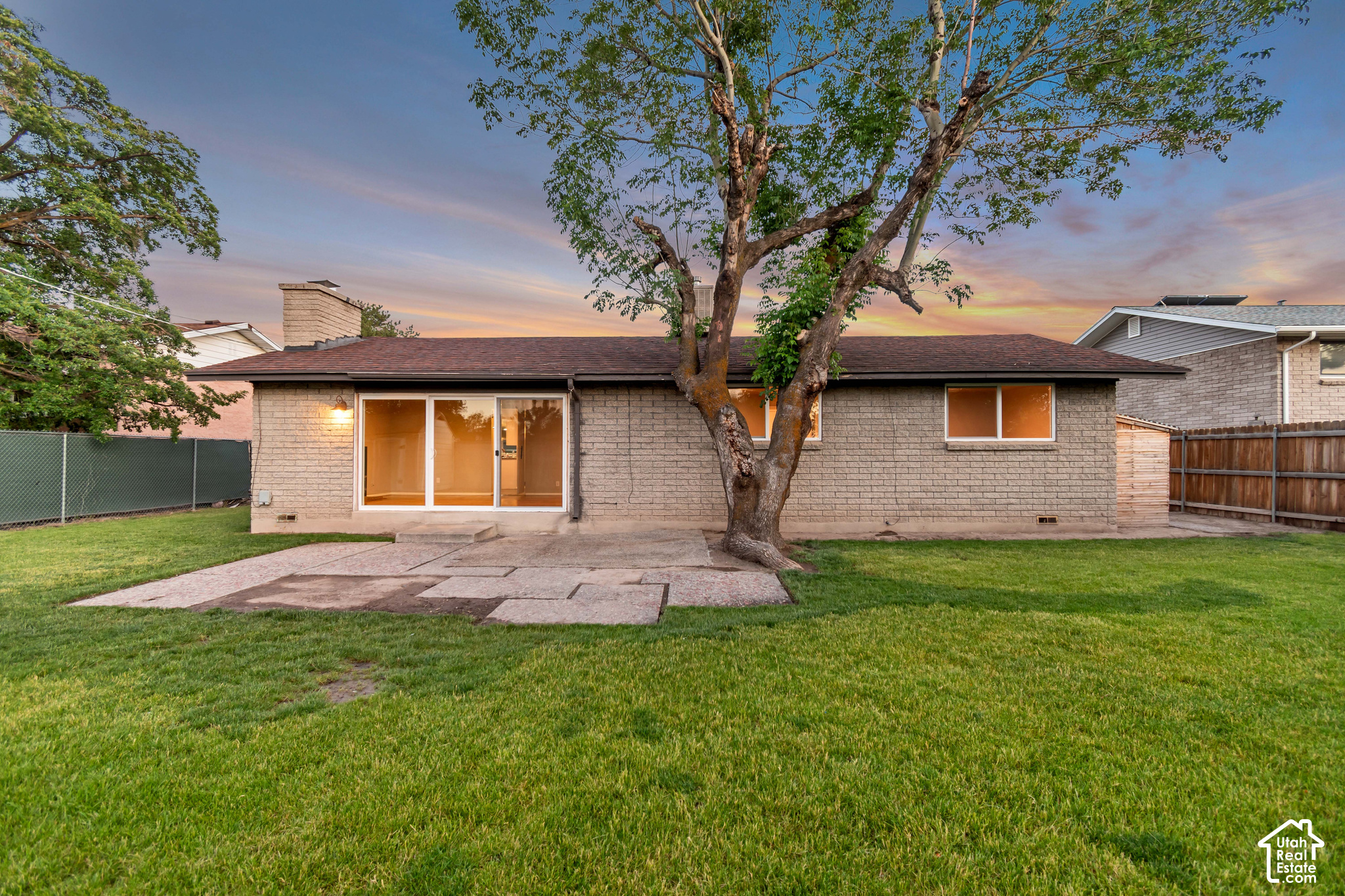 main property photo 6