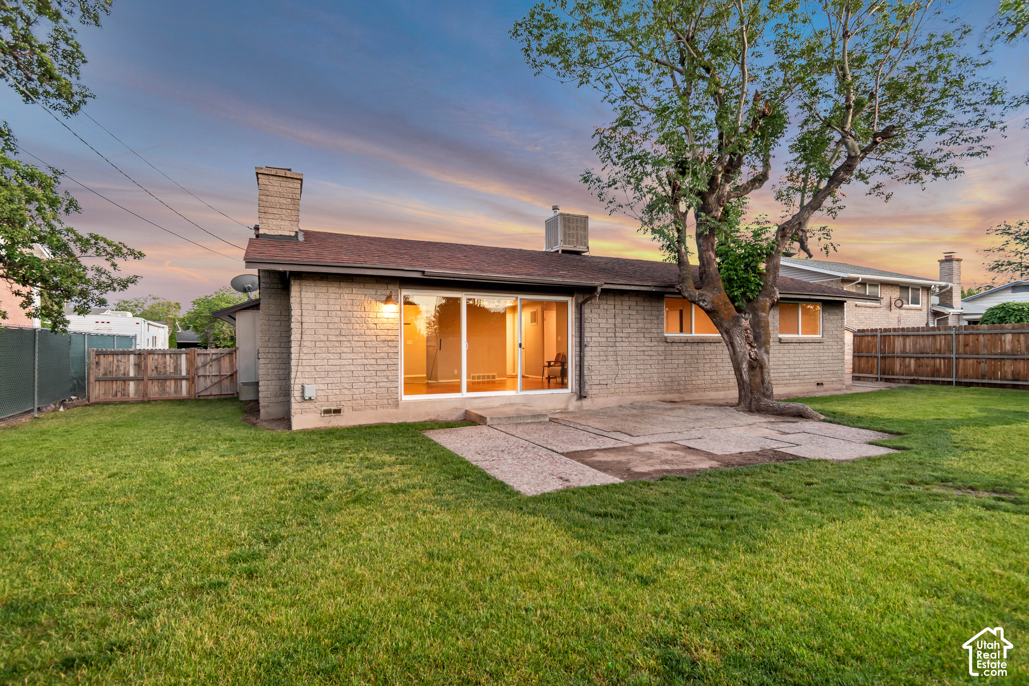 main property photo 7