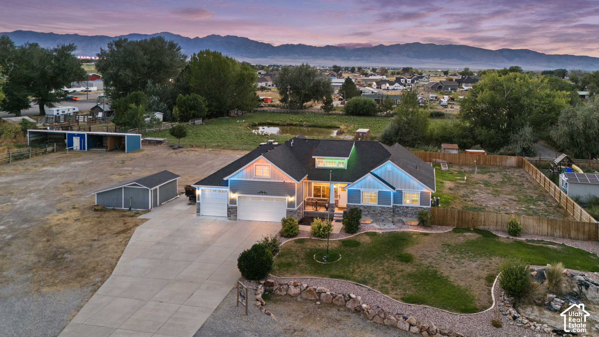 main property photo 40