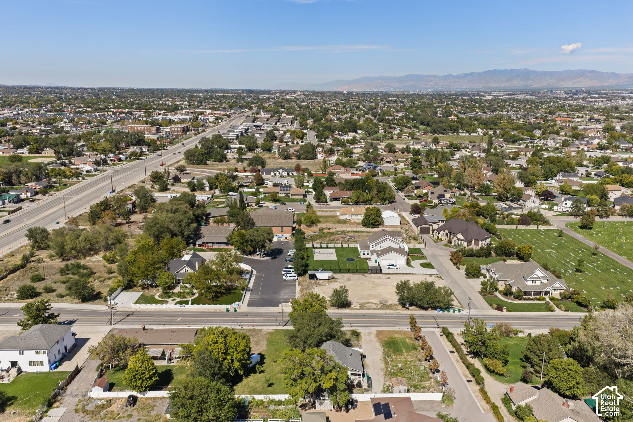 main property photo 20