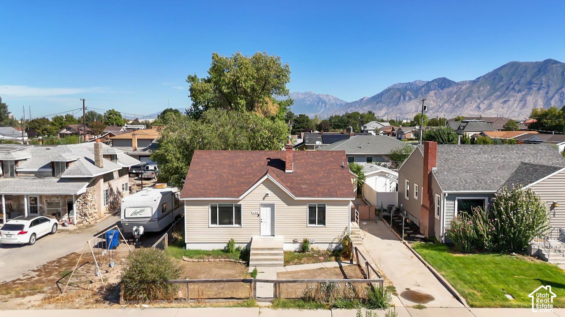 main property photo 19