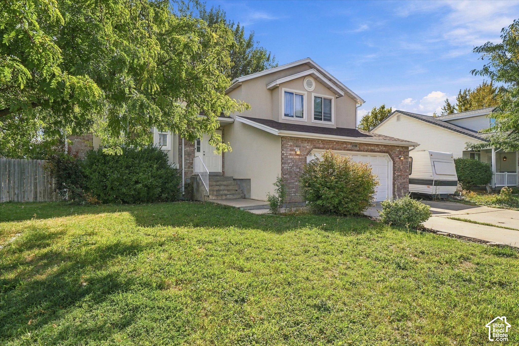 main property photo 23