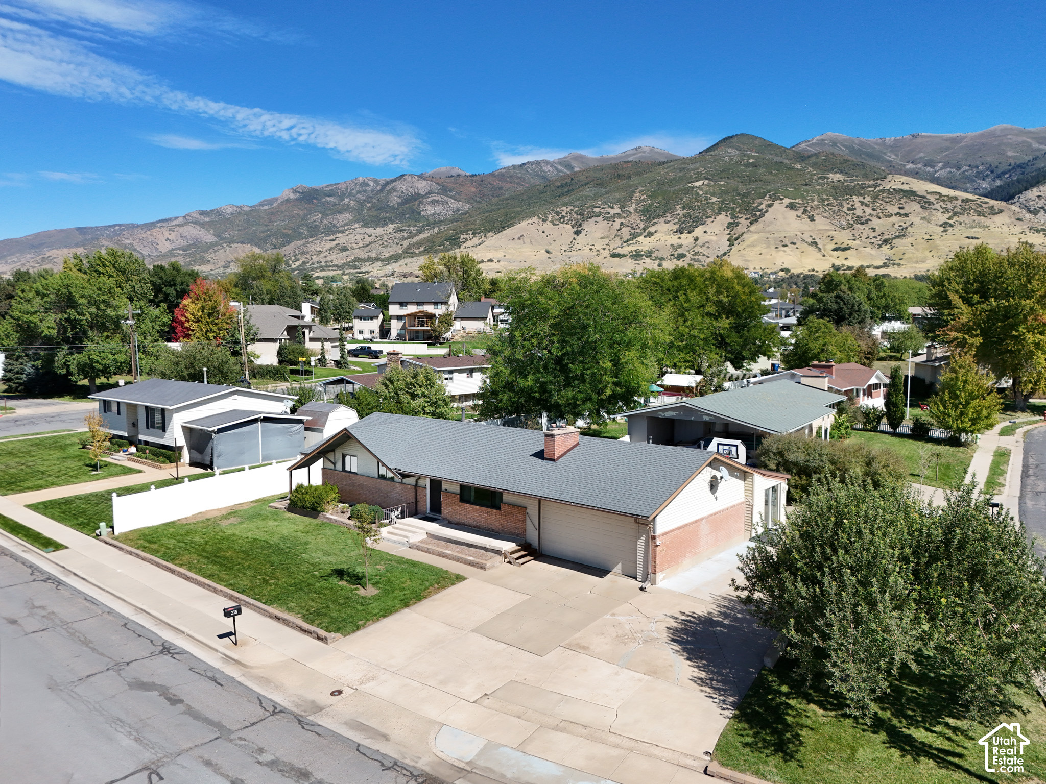 main property photo 50