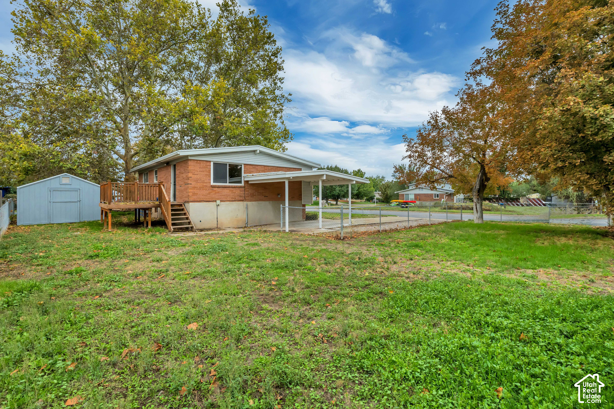 main property photo 20